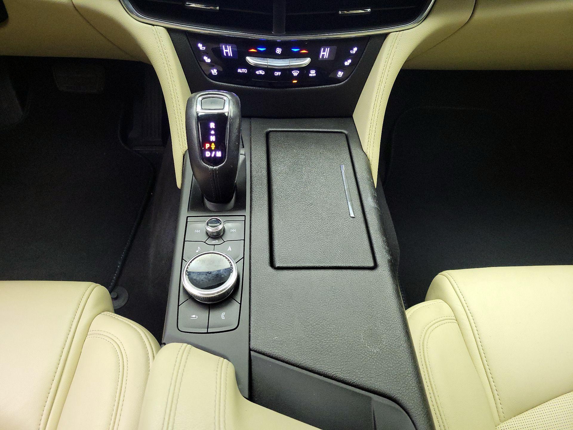 Thumbnail: 2019 Cadillac CT6 - 17