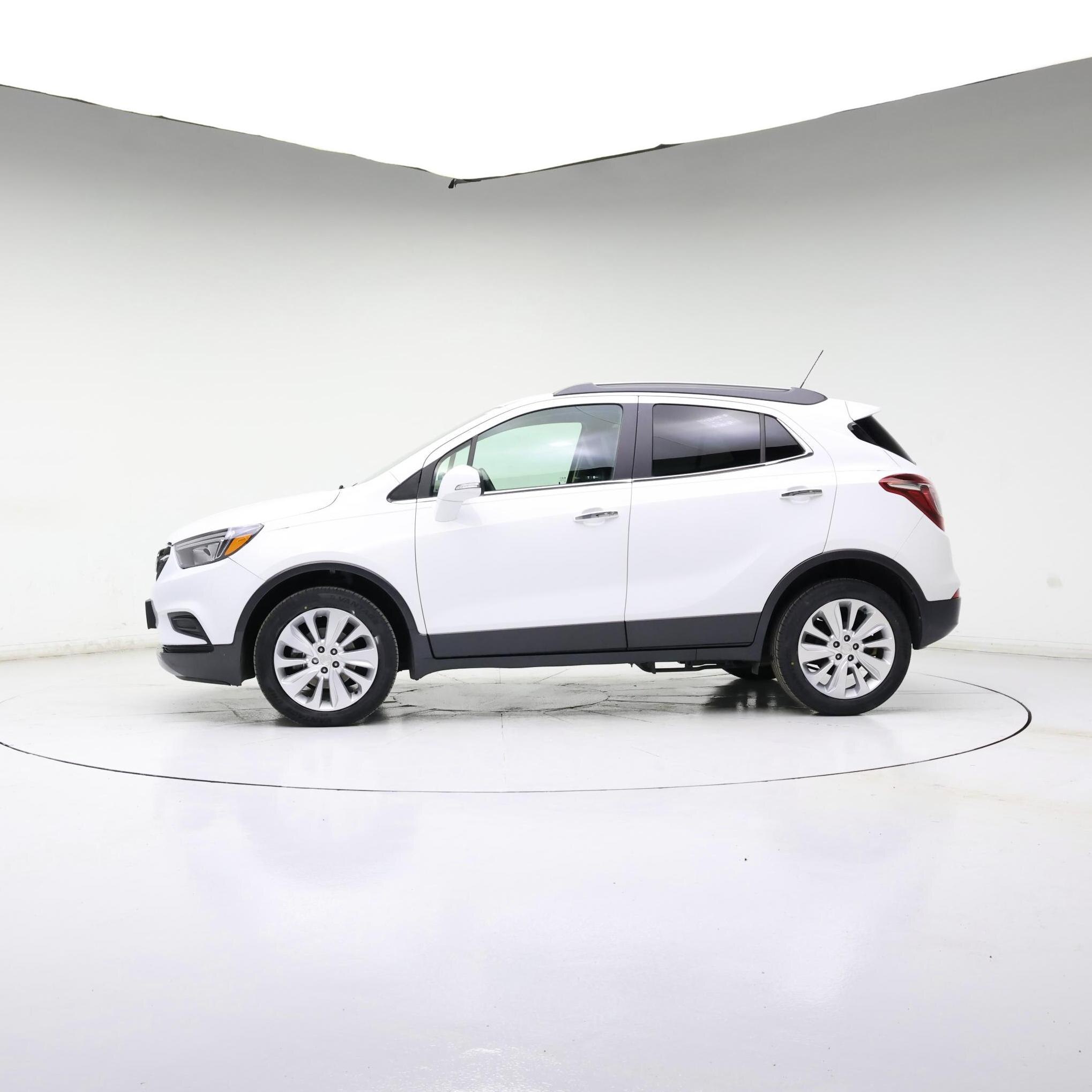 Thumbnail: 2017 Buick Encore - 3
