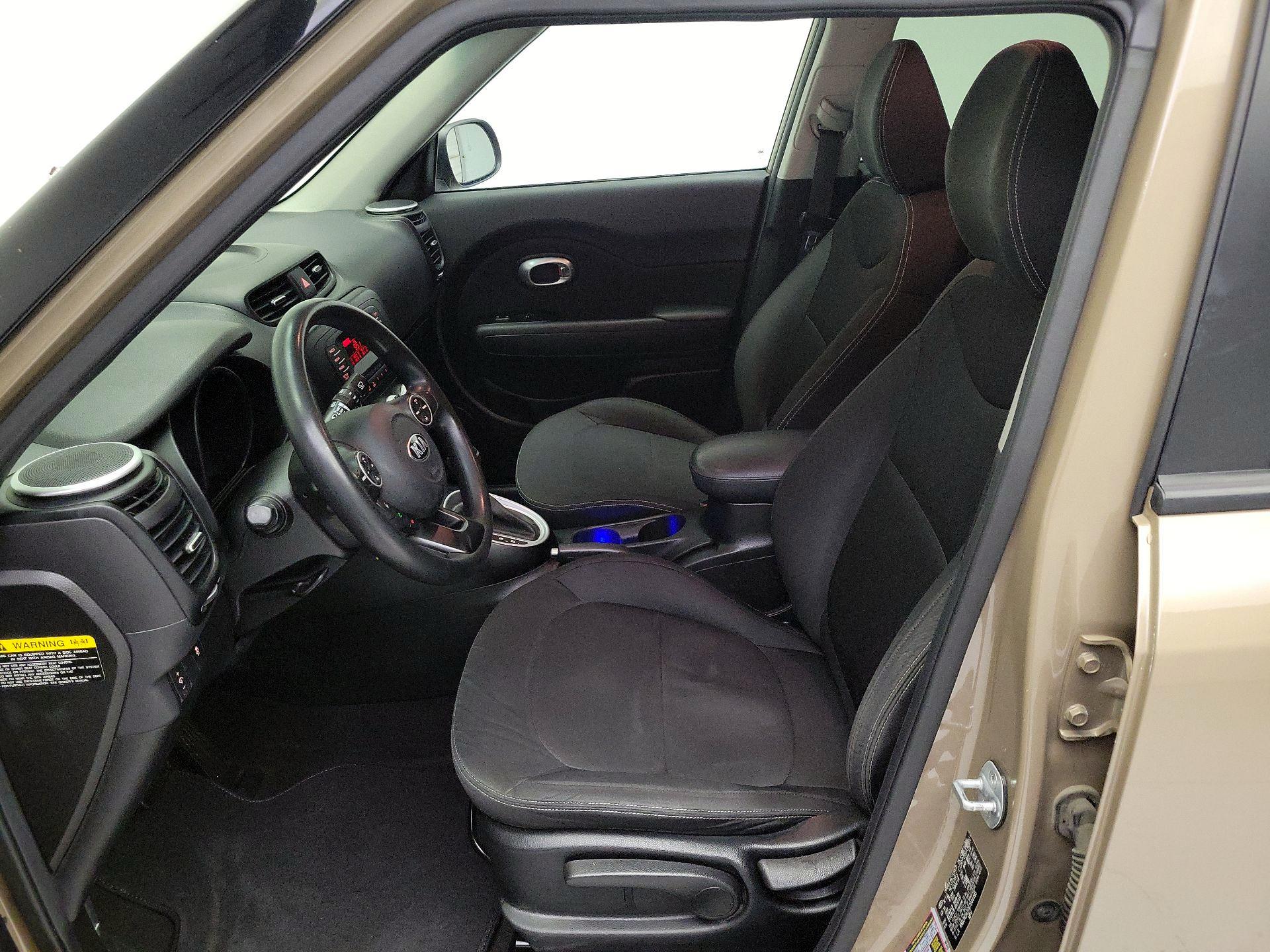 Thumbnail: 2014 Kia Soul - 11