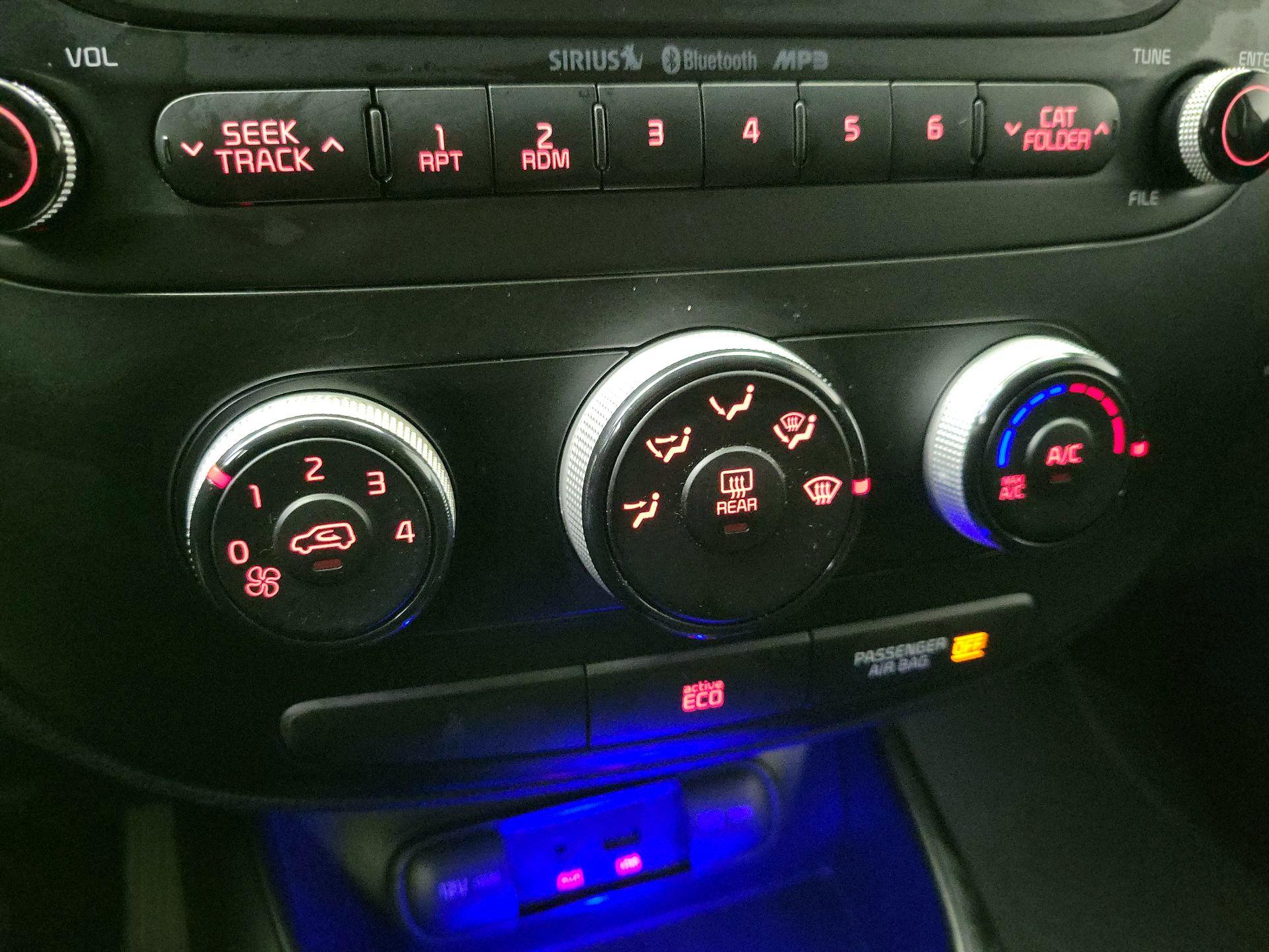 Thumbnail: 2014 Kia Soul - 15