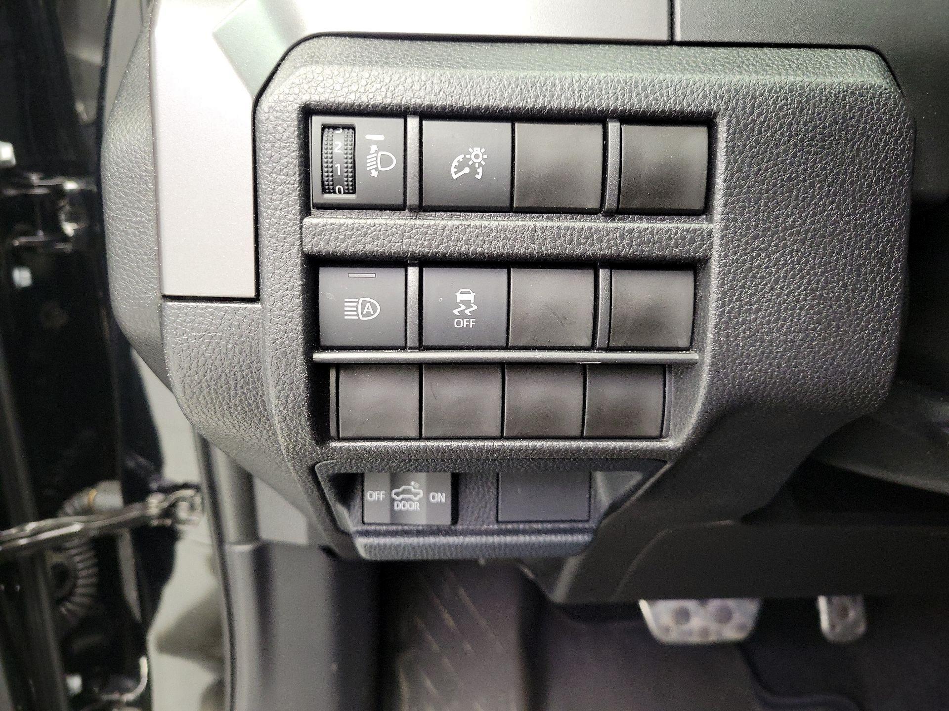 Thumbnail: 2025 Toyota Tacoma - 13