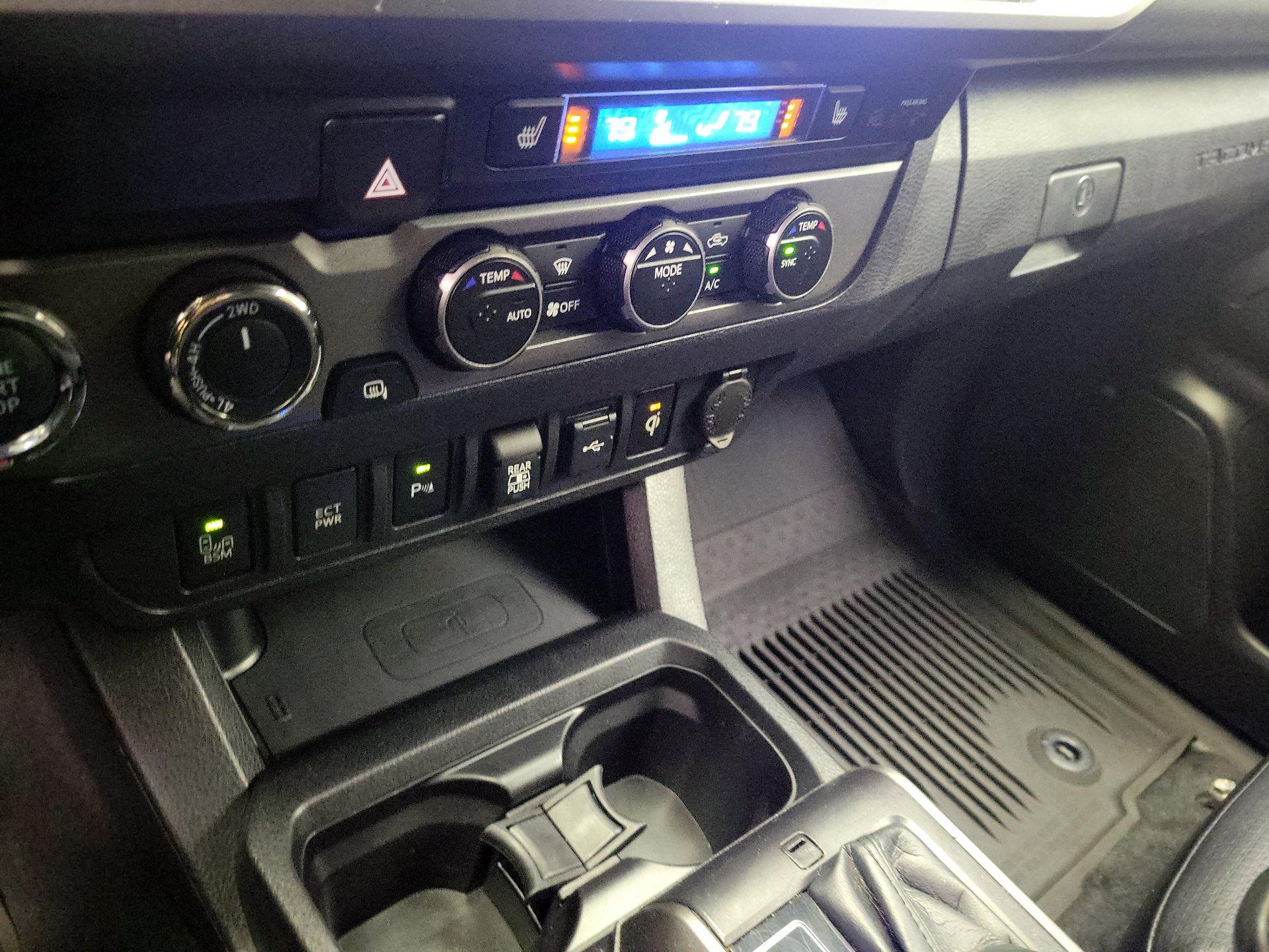 Thumbnail: 2021 Toyota Tacoma - 17