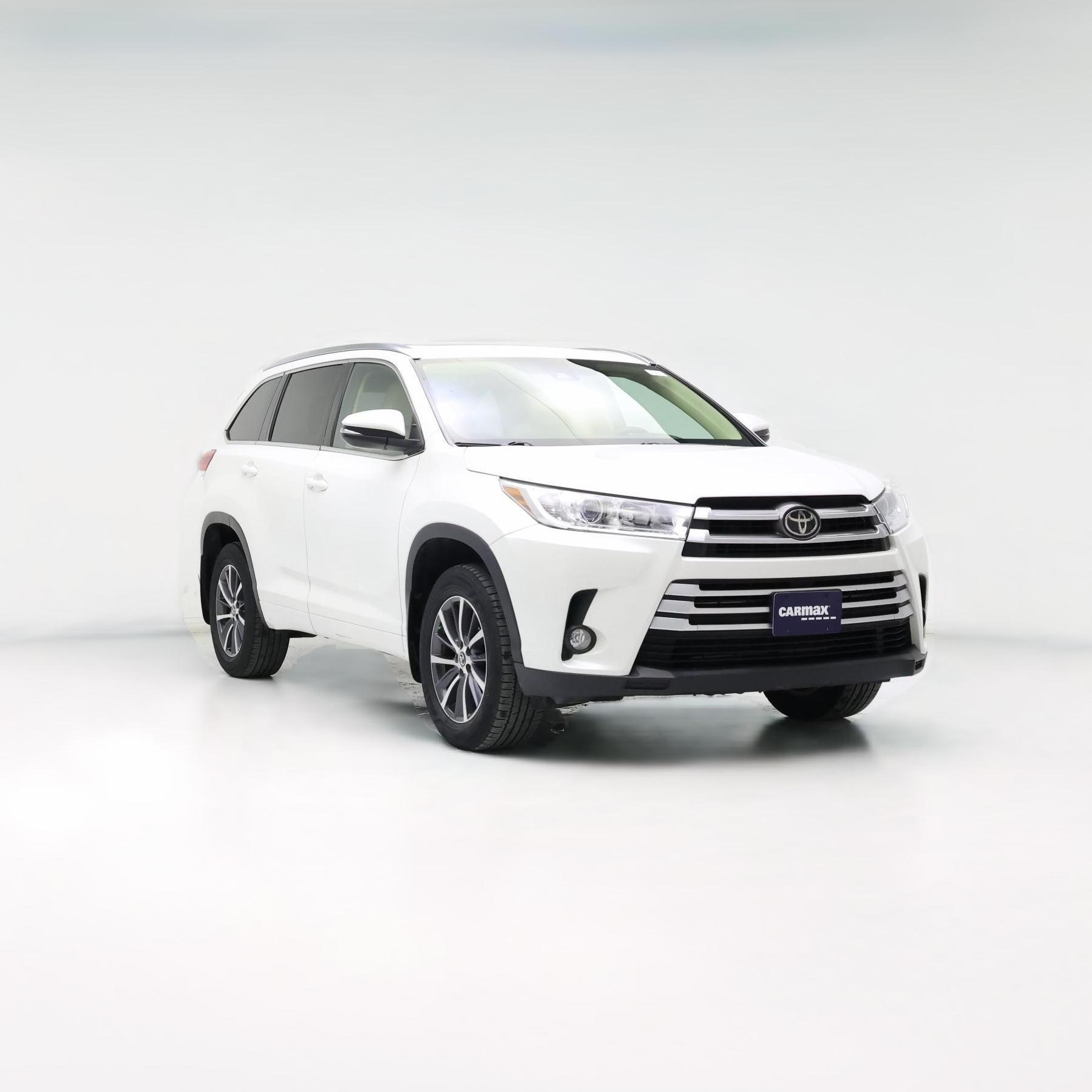 Thumbnail: 2017 Toyota Highlander - 1