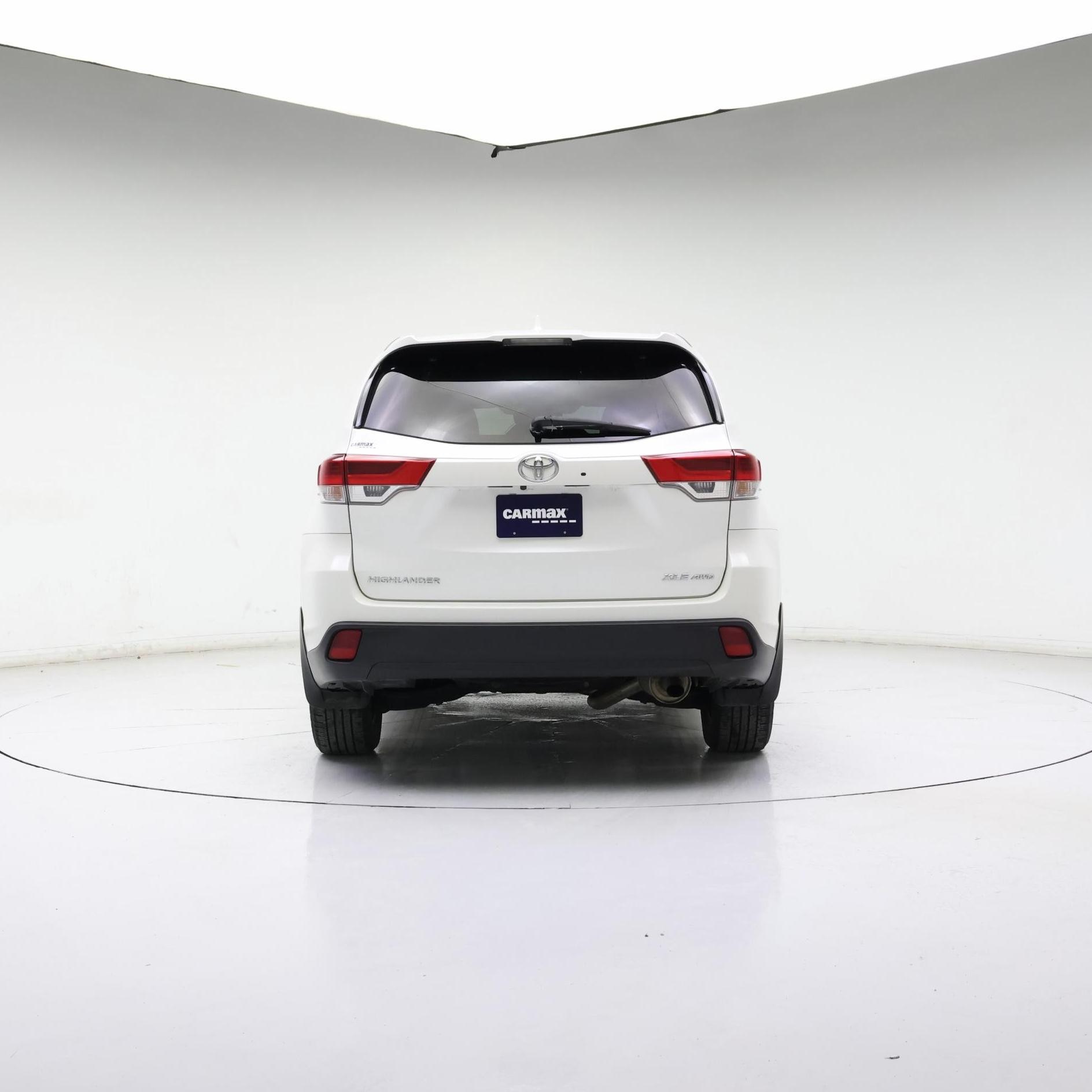 Thumbnail: 2017 Toyota Highlander - 6