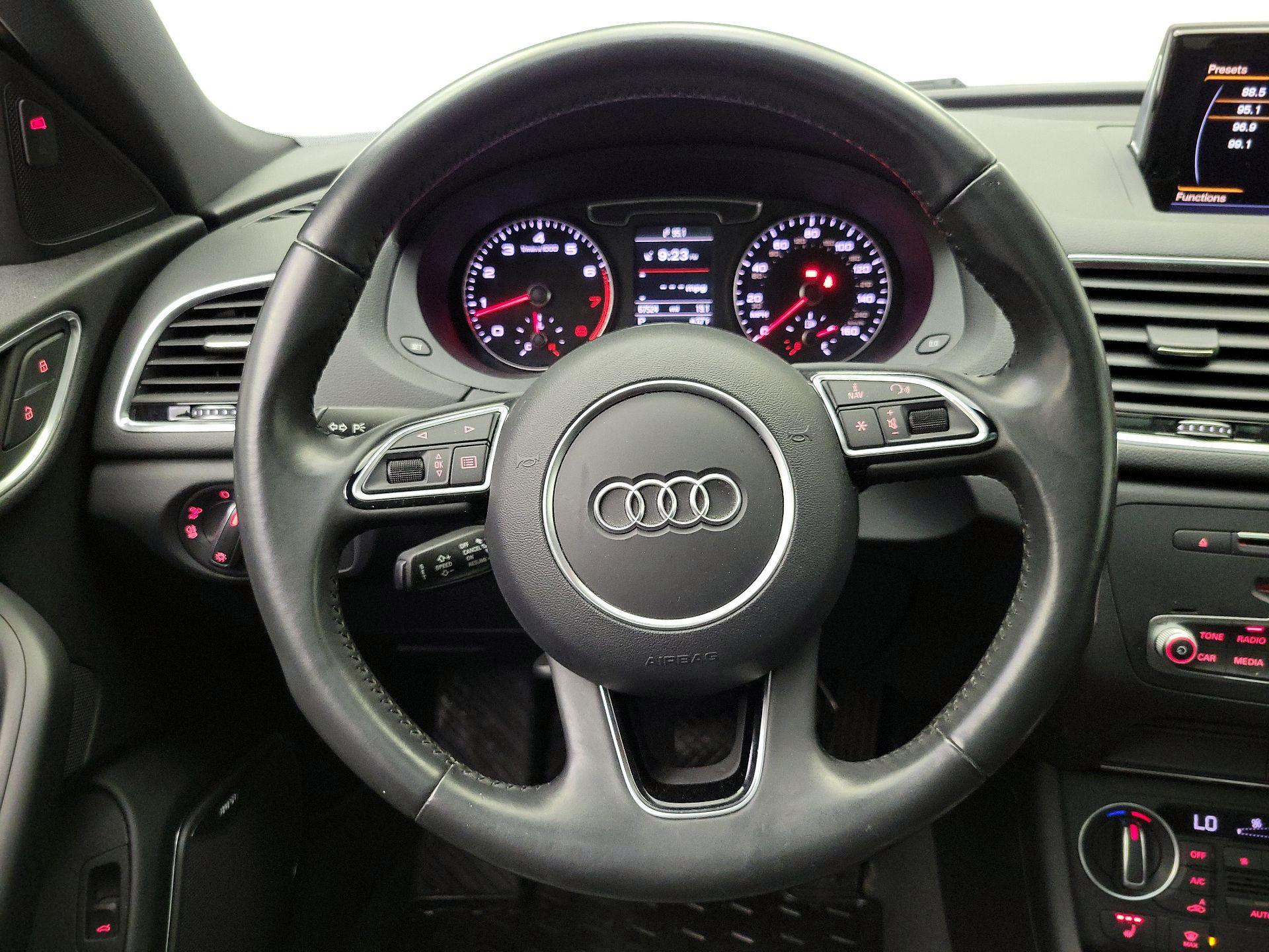 Thumbnail: 2018 Audi Q3 - 10