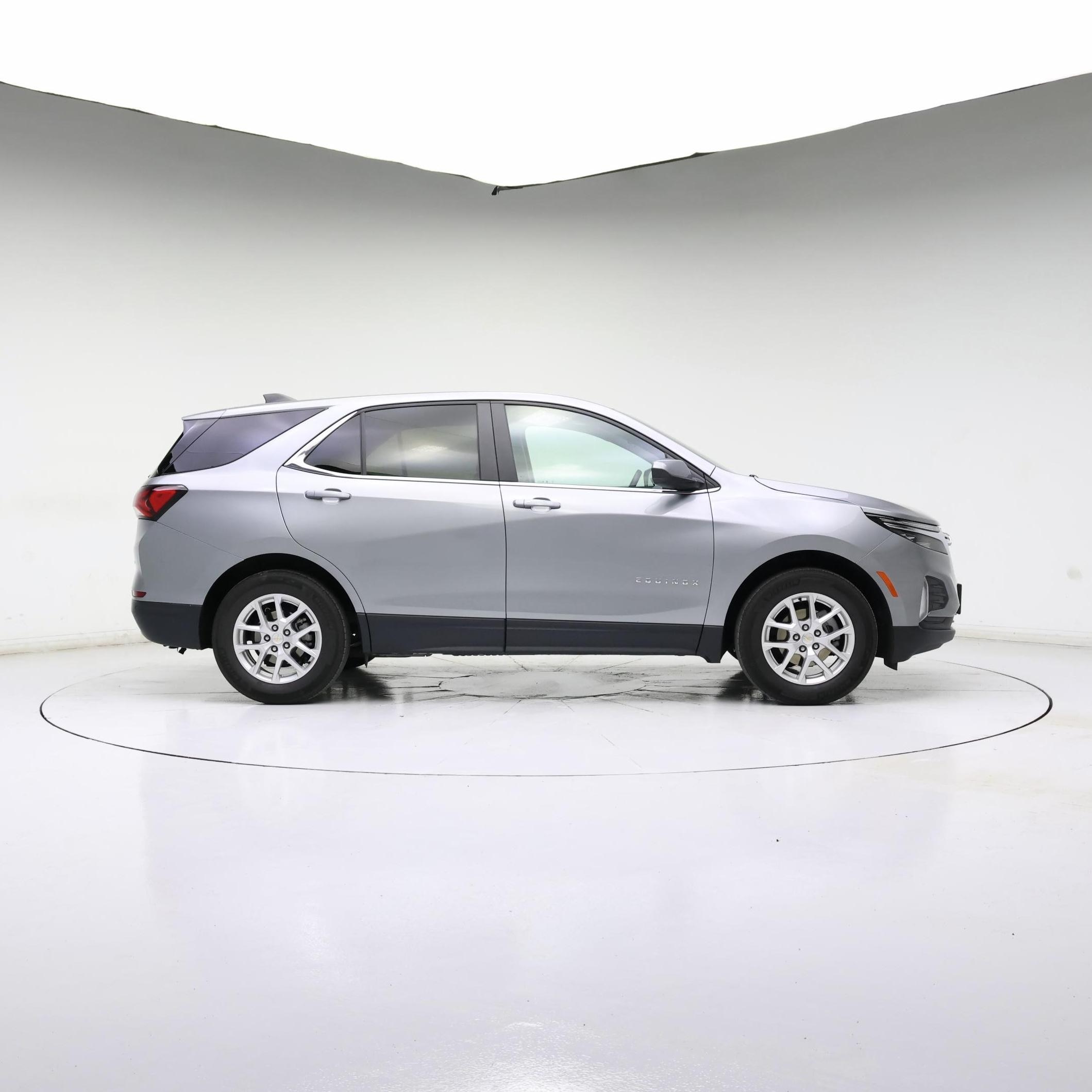 Thumbnail: 2023 Chevrolet Equinox - 7