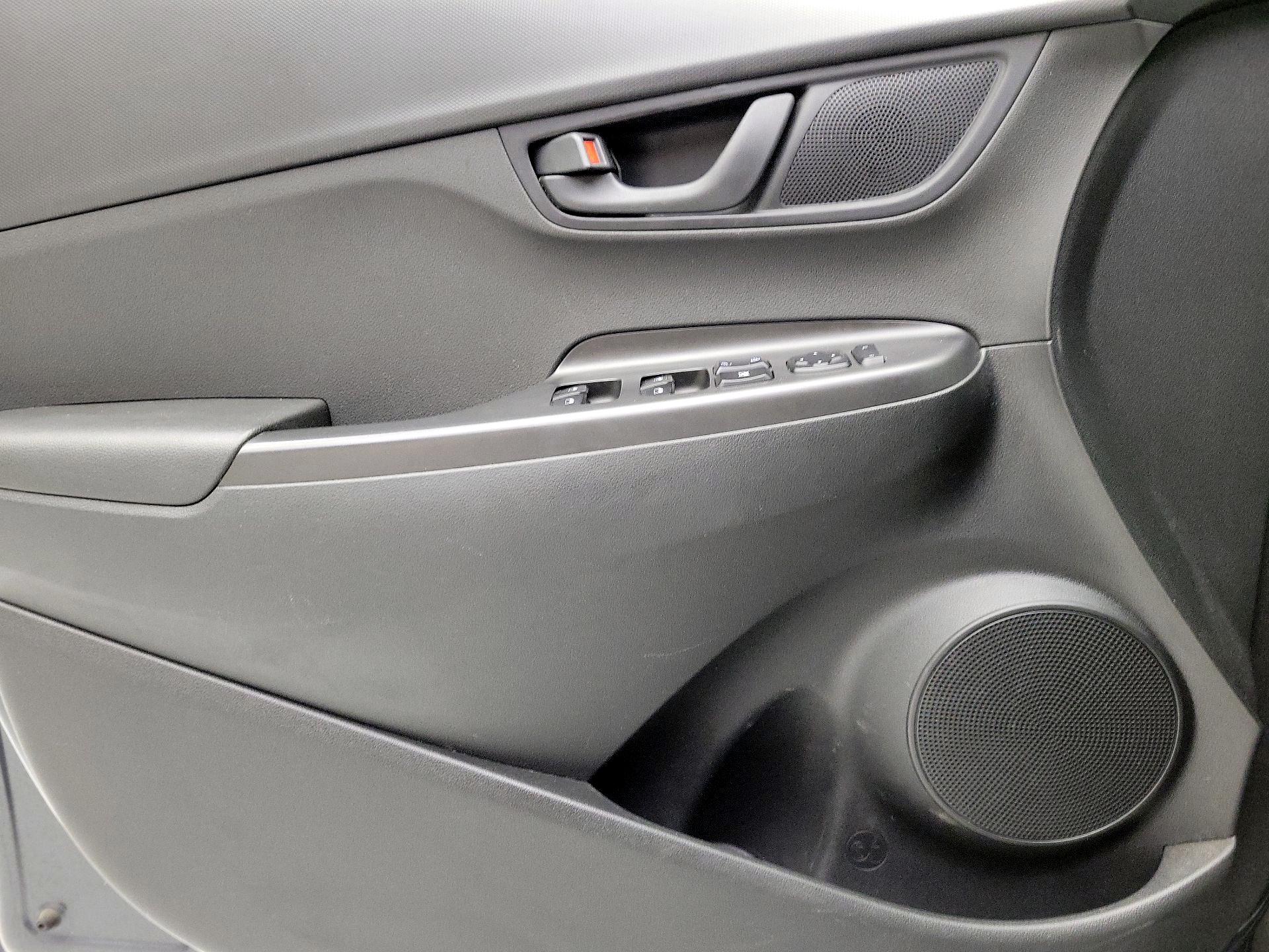 Thumbnail: 2019 Hyundai Kona - 12