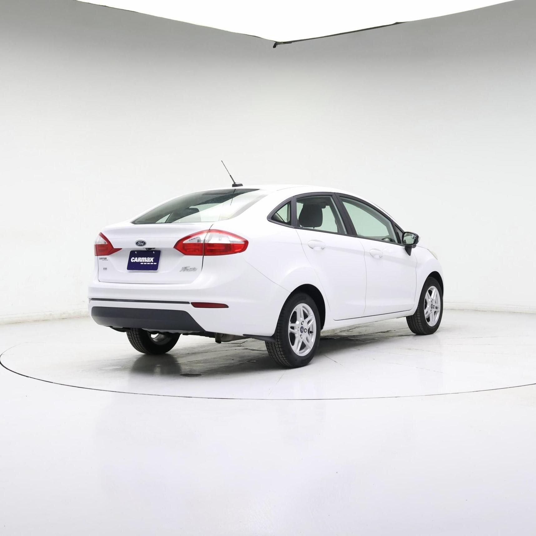 Thumbnail: 2019 Ford Fiesta - 8