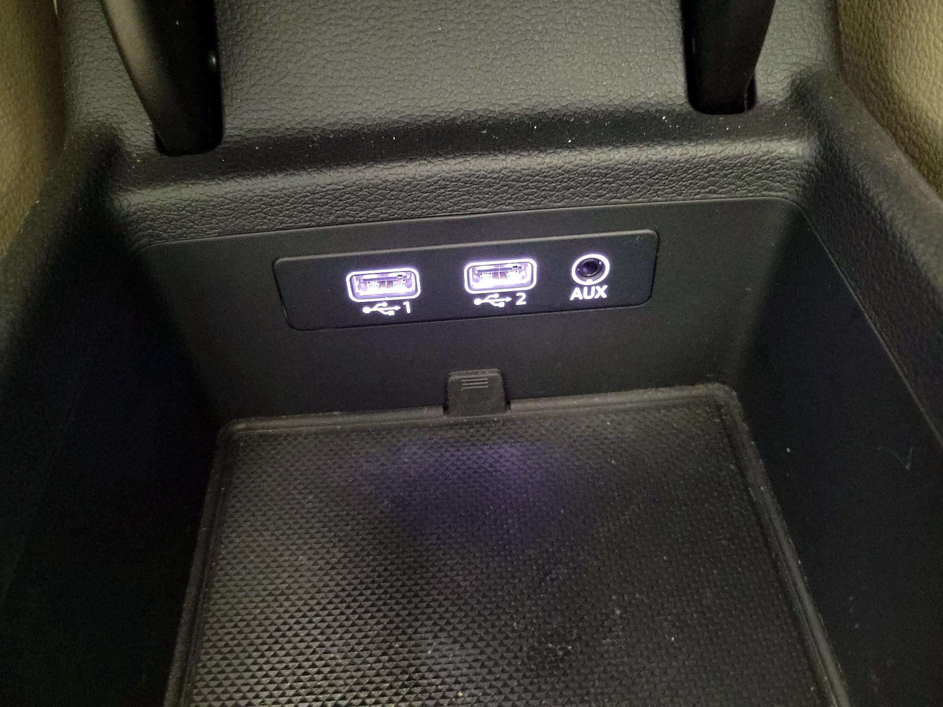 Thumbnail: 2017 Audi A4 - 18