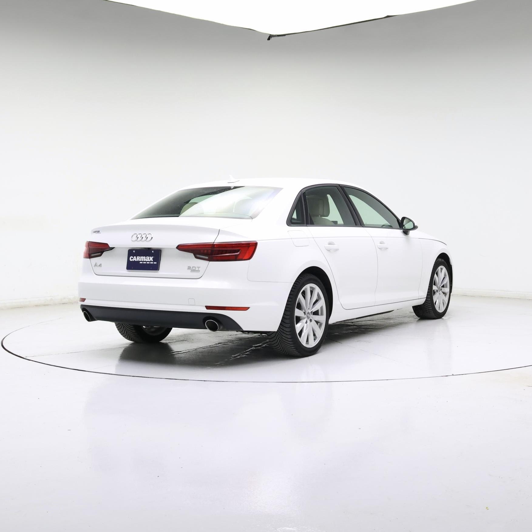 Thumbnail: 2017 Audi A4 - 4