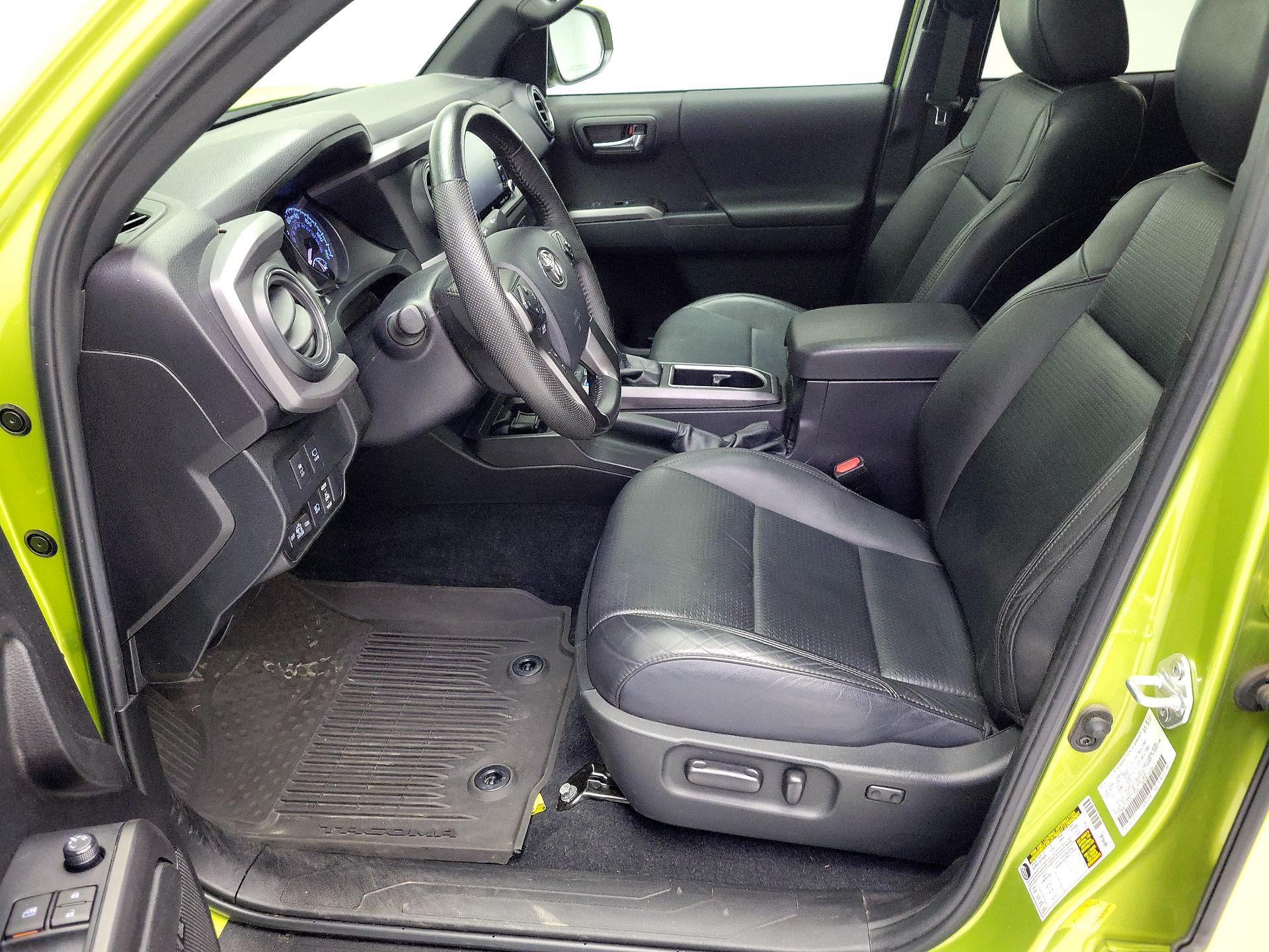 Thumbnail: 2023 Toyota Tacoma - 11