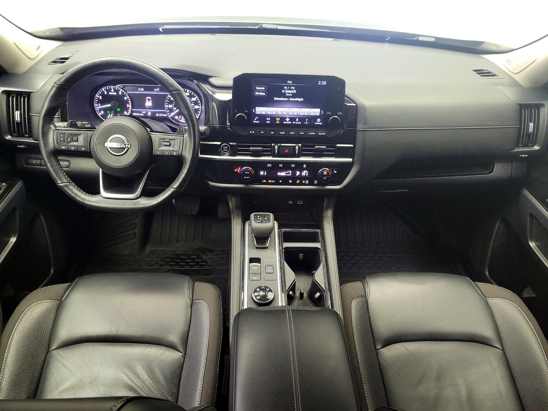 Thumbnail: 2023 Nissan Pathfinder - 9