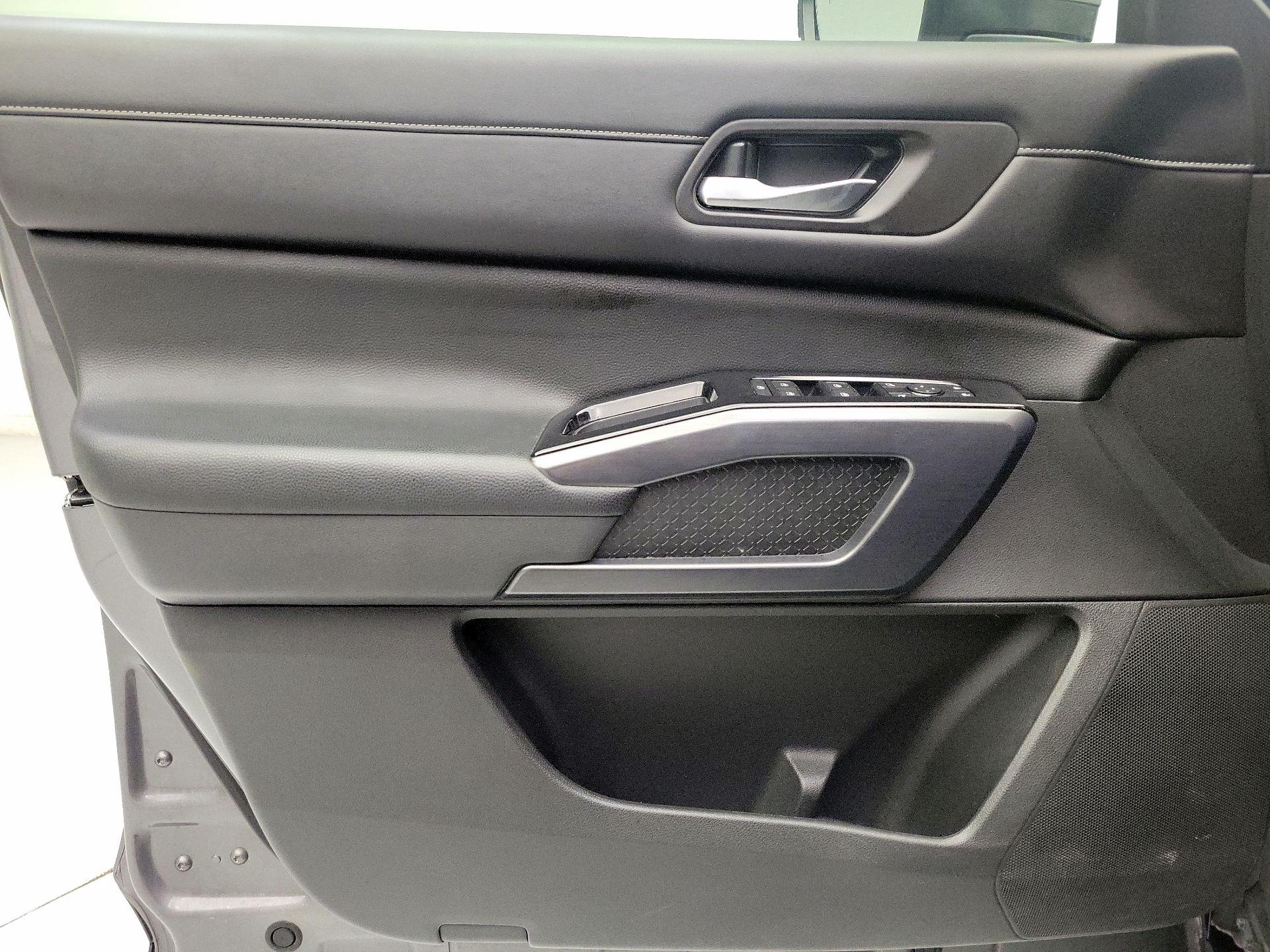 Thumbnail: 2023 Nissan Pathfinder - 12