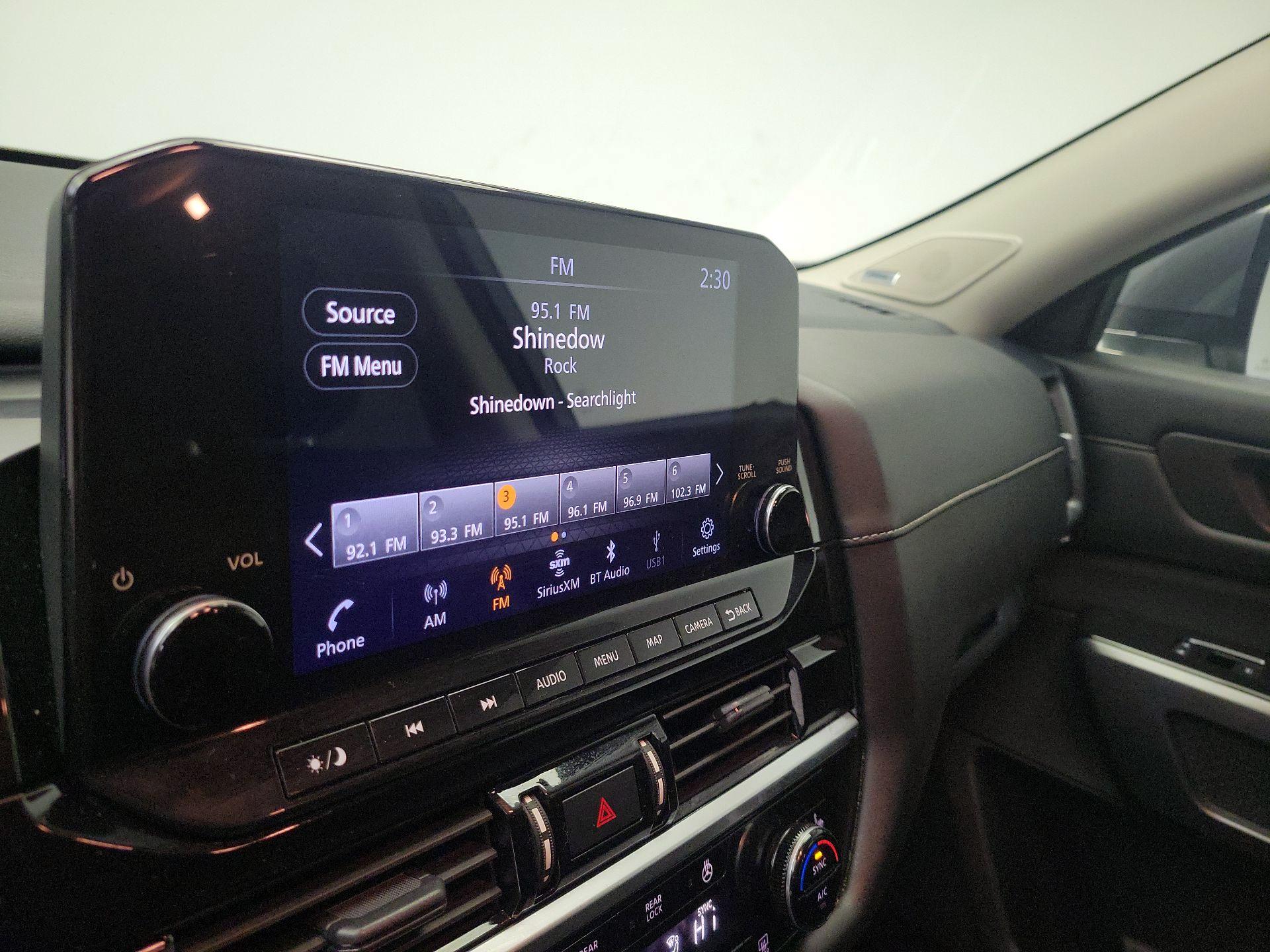 Thumbnail: 2023 Nissan Pathfinder - 16