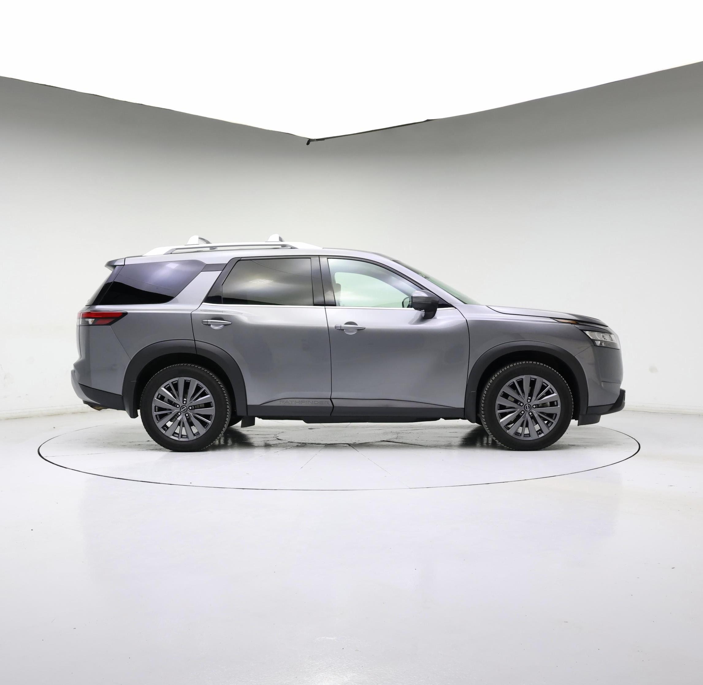 Thumbnail: 2023 Nissan Pathfinder - 7