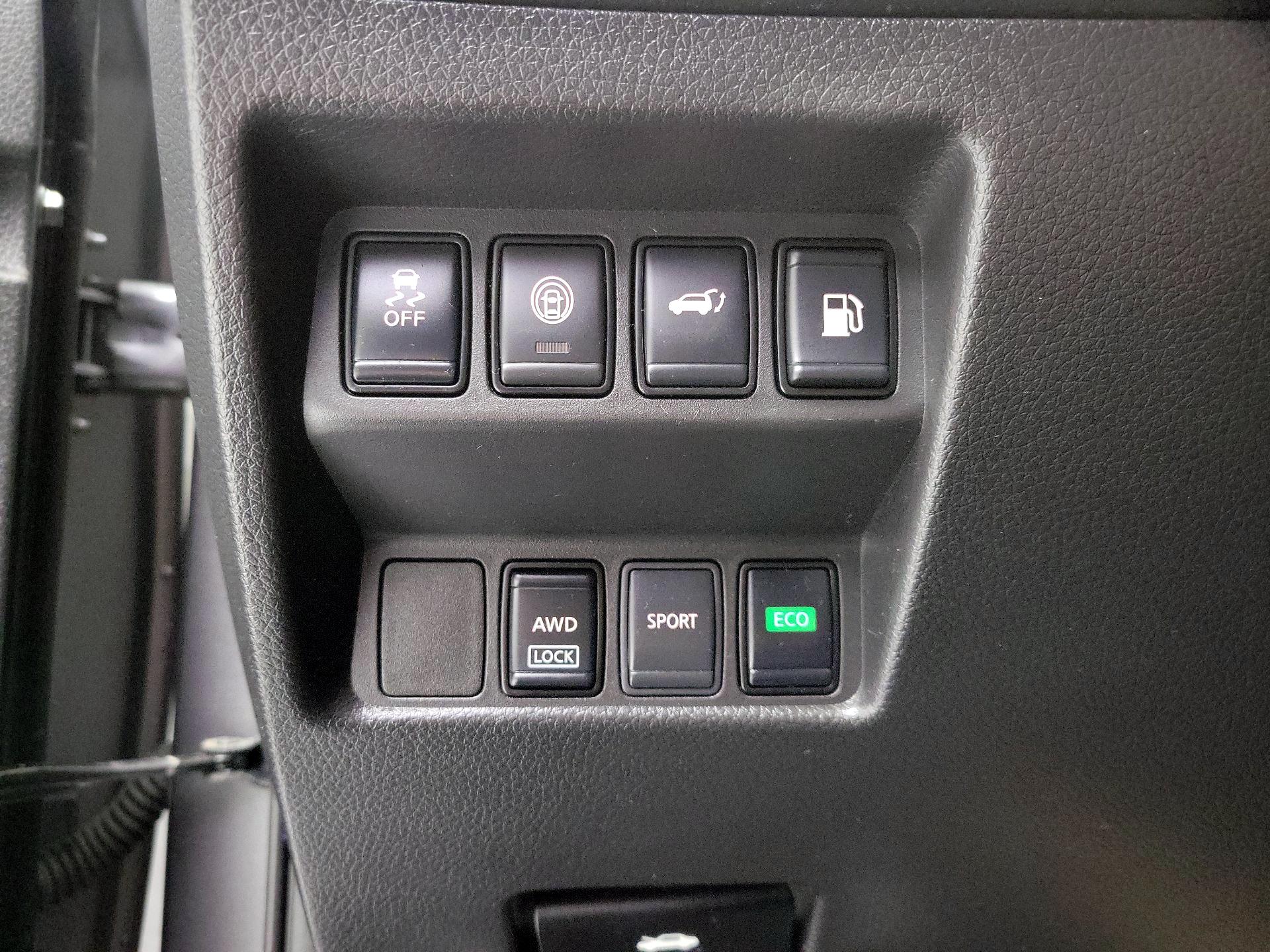 Thumbnail: 2019 Nissan Rogue - 13