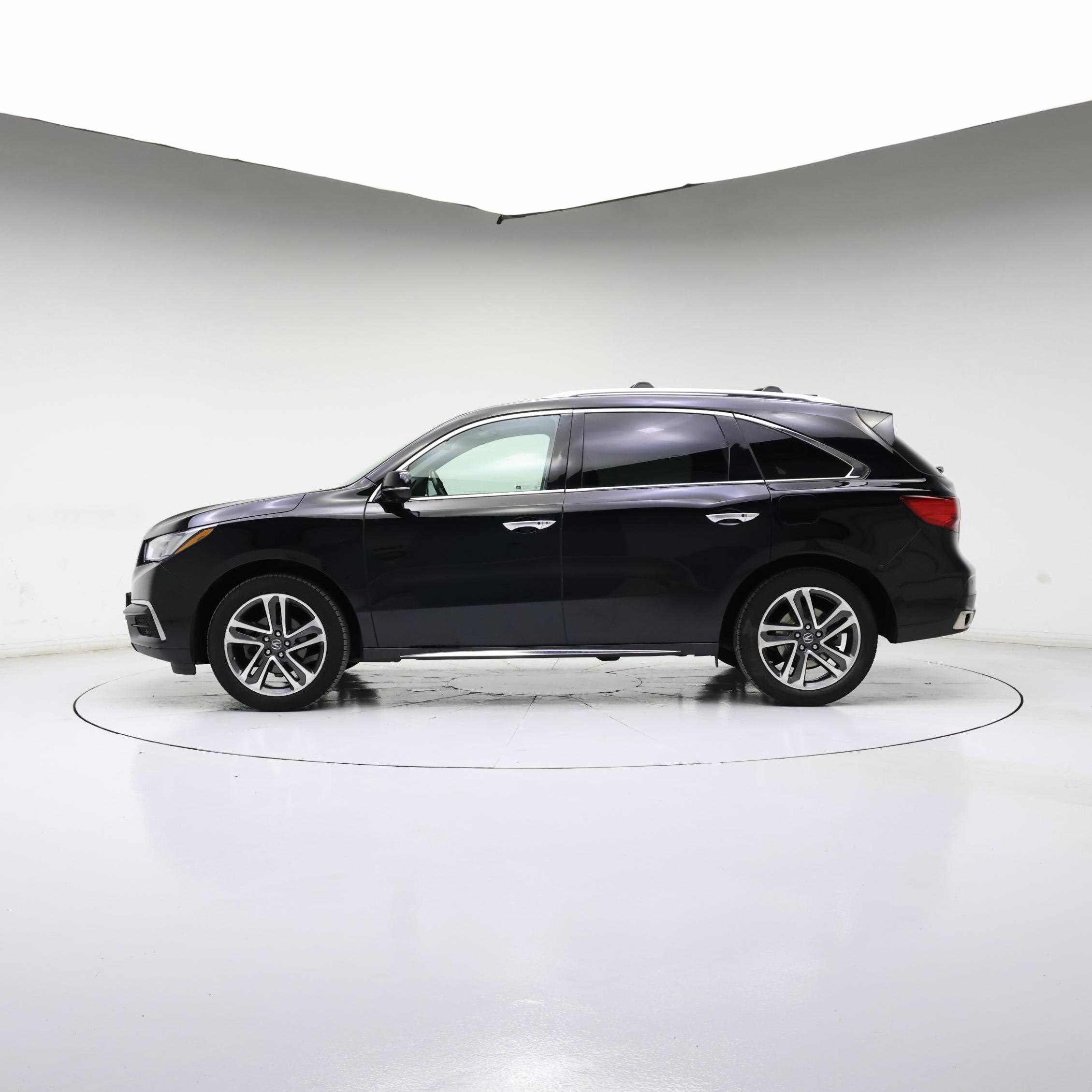 Thumbnail: 2017 Acura MDX - 3