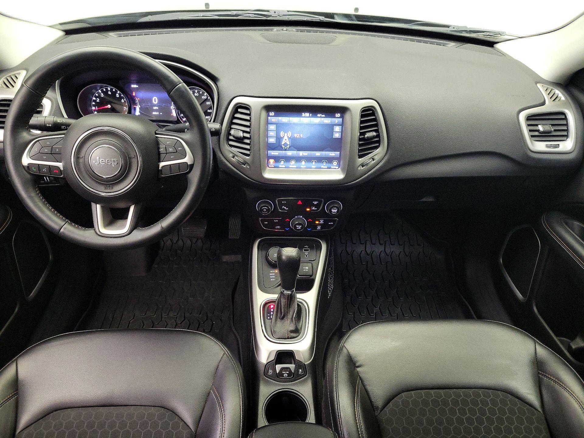 Thumbnail: 2018 Jeep Compass - 9