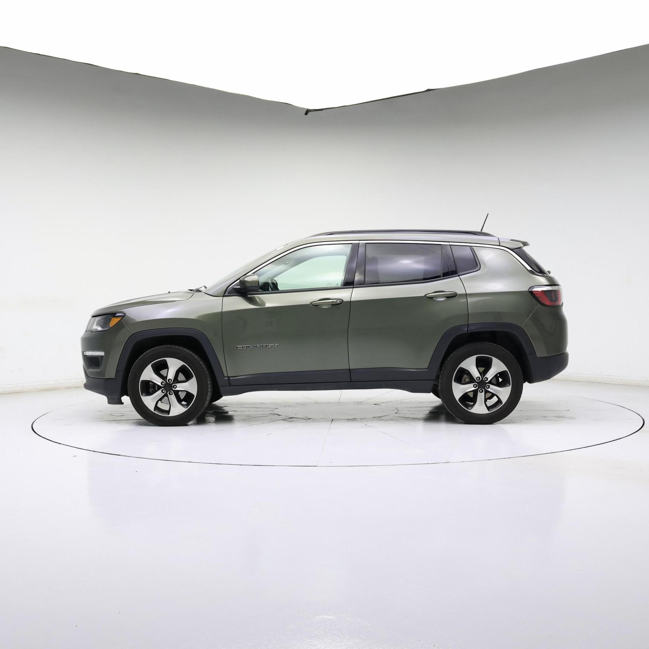 Thumbnail: 2018 Jeep Compass - 7