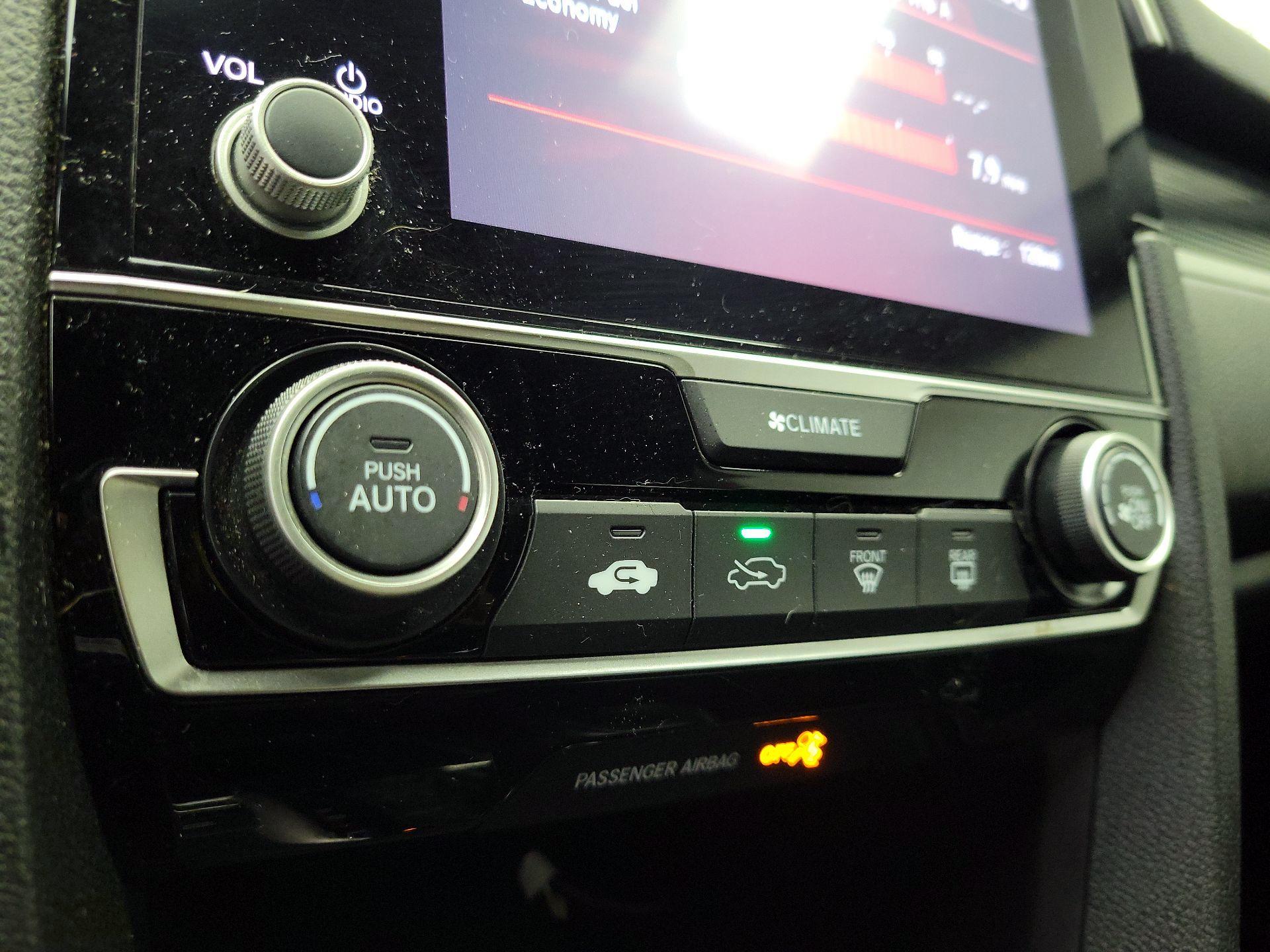 Thumbnail: 2019 Honda Civic - 16