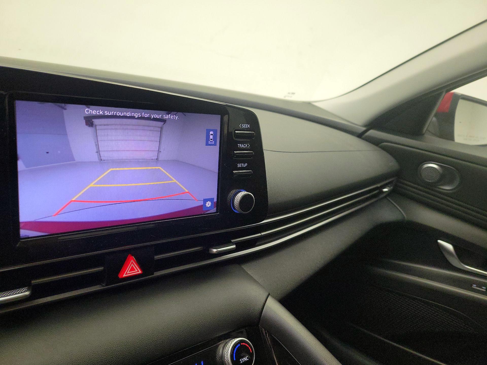 Thumbnail: 2022 Hyundai Elantra - 14