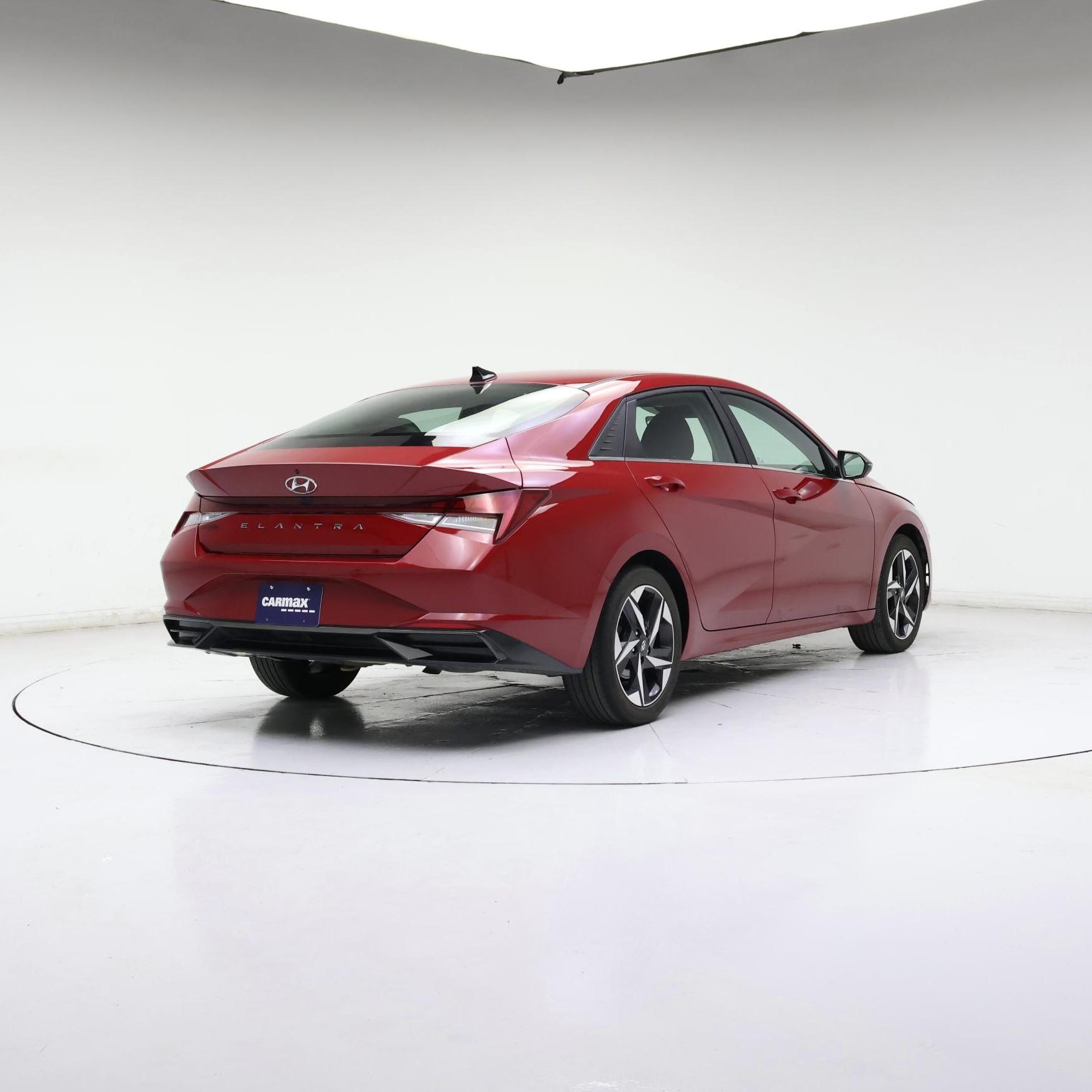 Thumbnail: 2022 Hyundai Elantra - 8