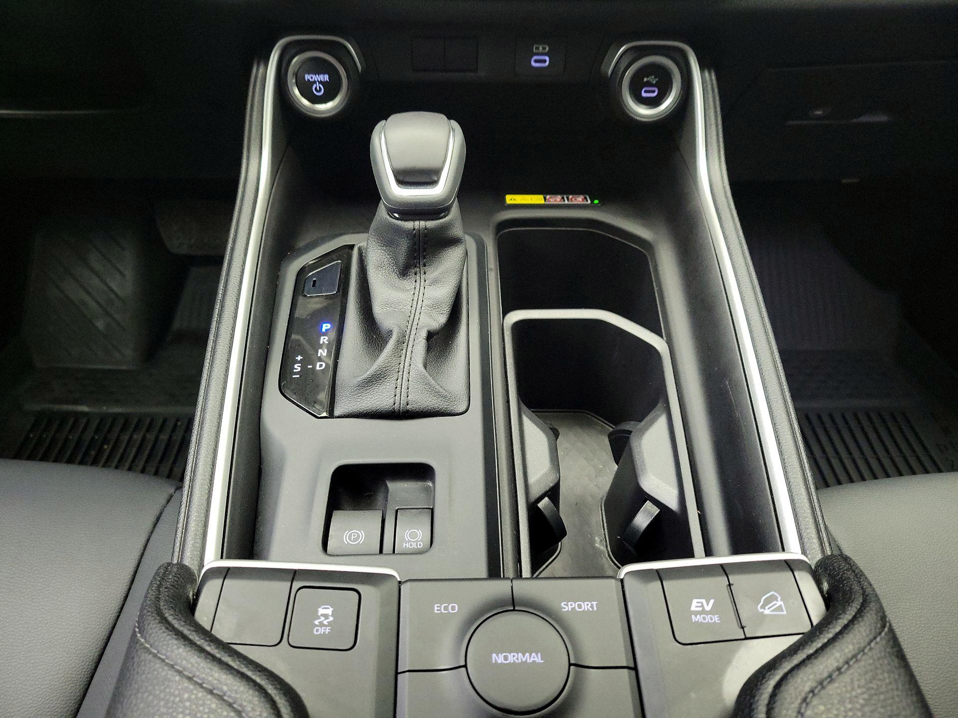 Thumbnail: 2026 Toyota Highlander - 18