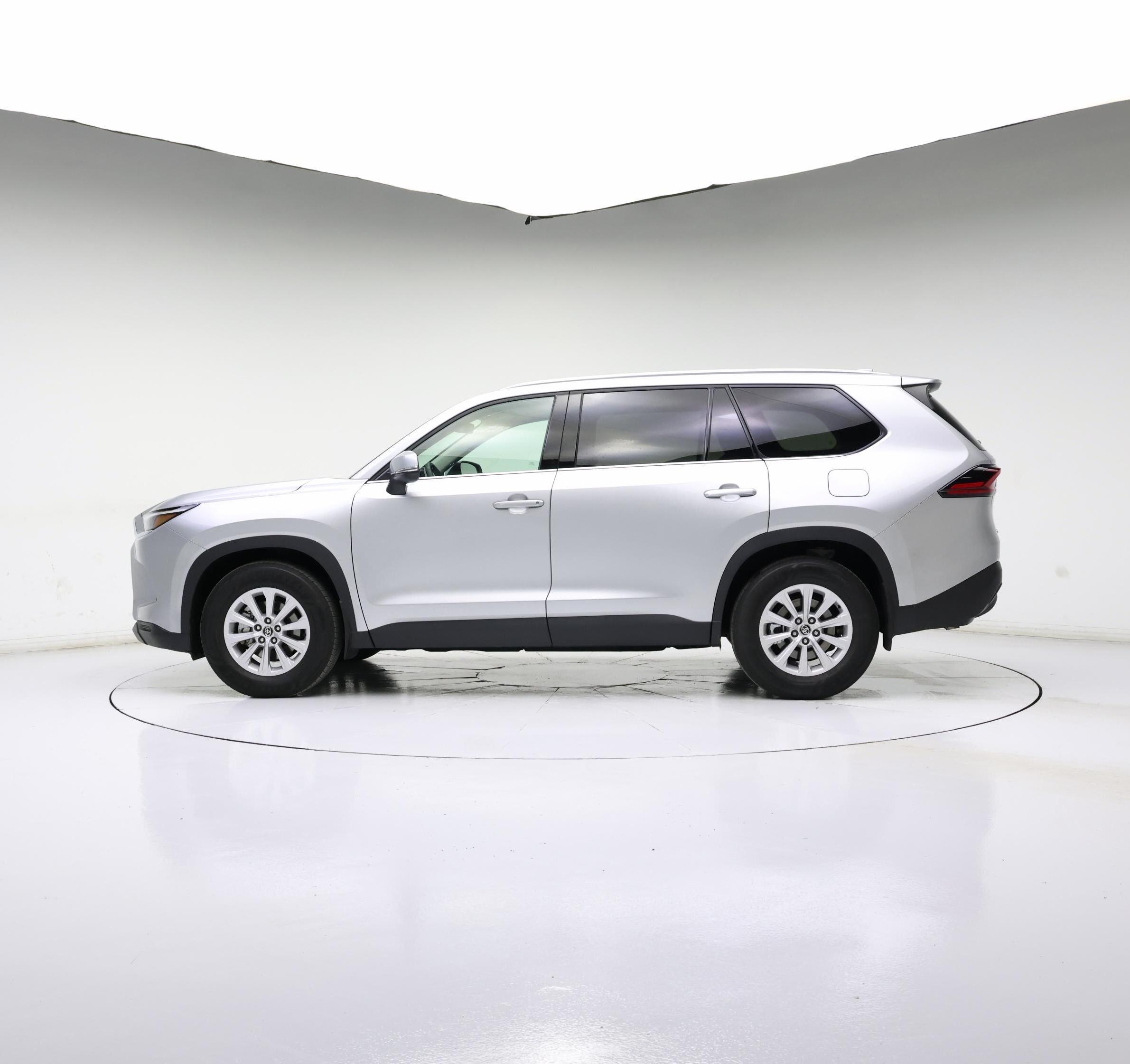 Thumbnail: 2026 Toyota Highlander - 3