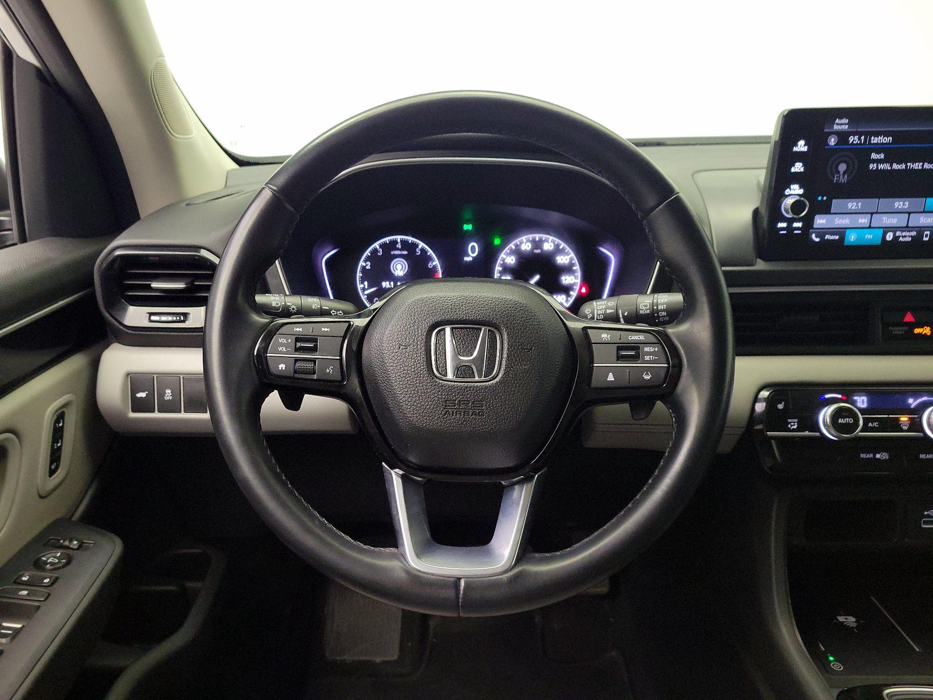 Thumbnail: 2023 Honda Pilot - 10