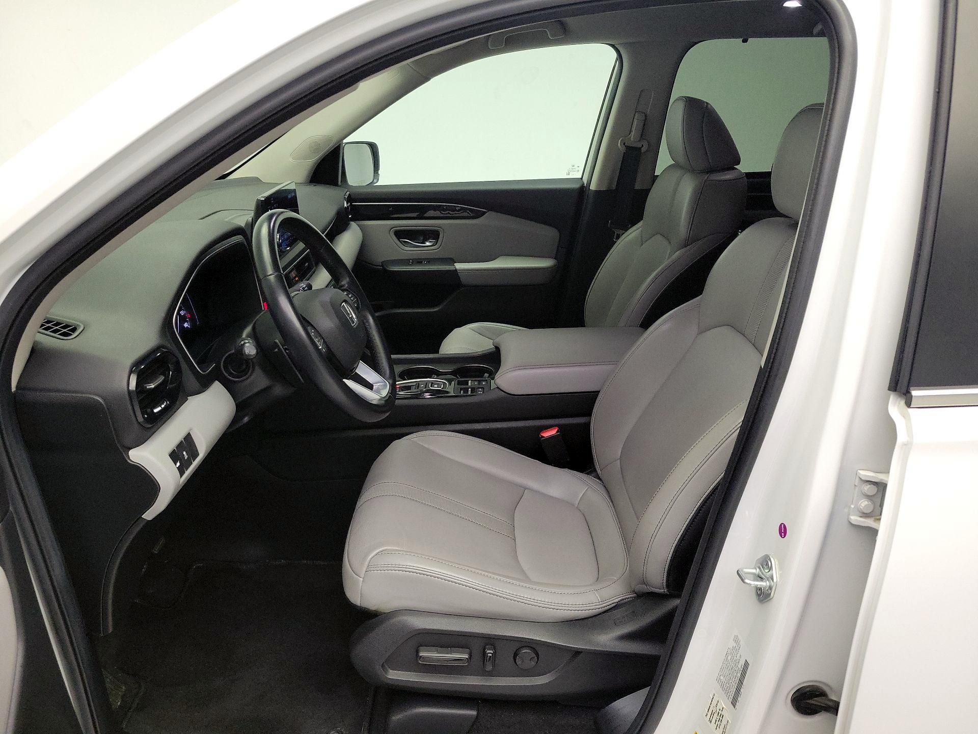 Thumbnail: 2023 Honda Pilot - 11