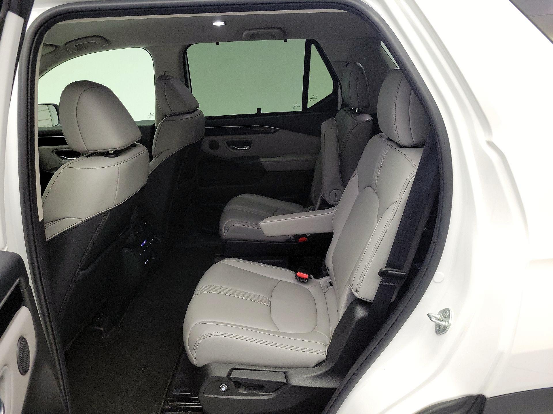 Thumbnail: 2023 Honda Pilot - 19