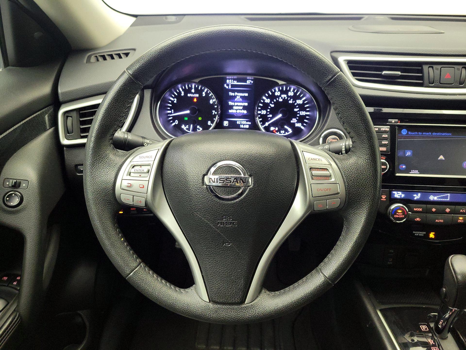 Thumbnail: 2016 Nissan Rogue - 10