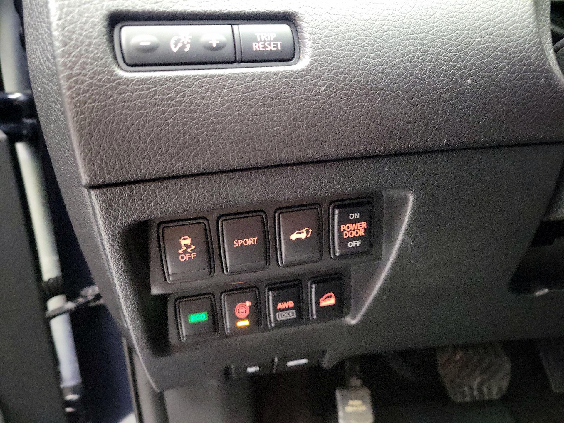 Thumbnail: 2016 Nissan Rogue - 13