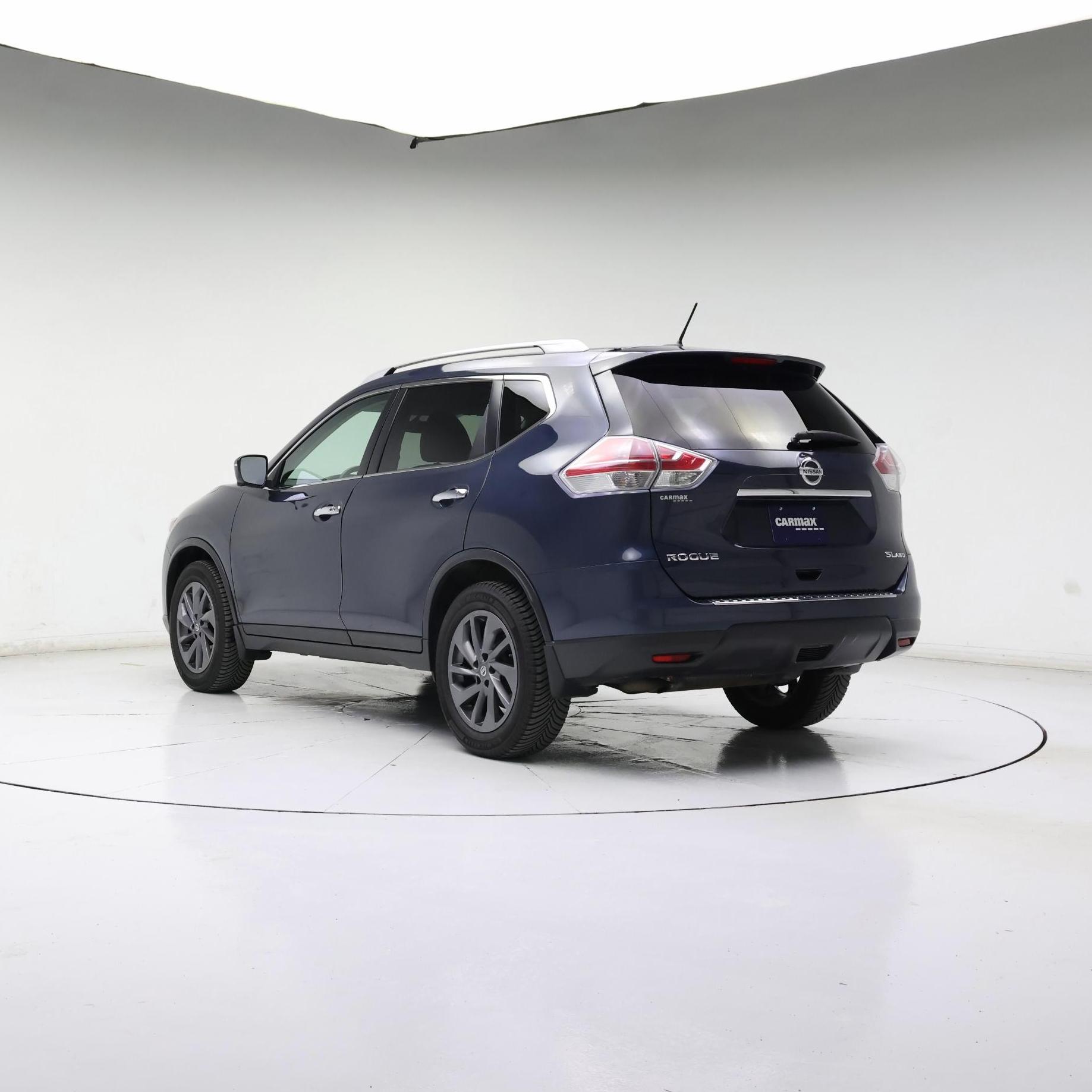 Thumbnail: 2016 Nissan Rogue - 2
