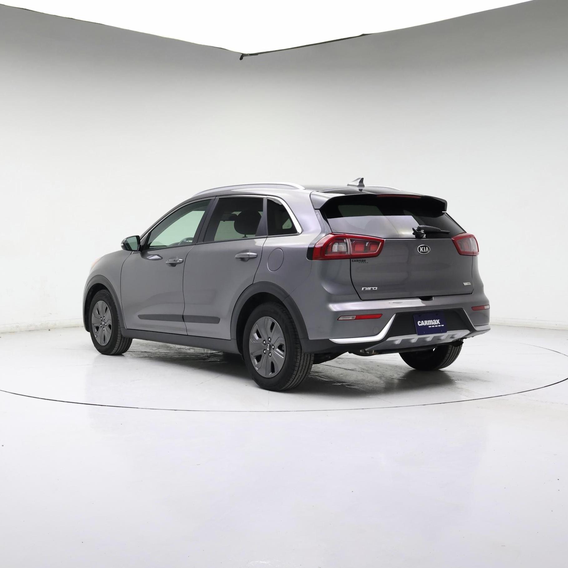 Thumbnail: 2017 Kia Niro - 2