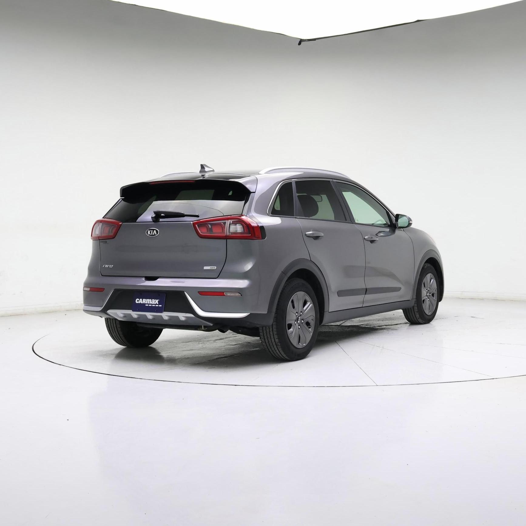 Thumbnail: 2017 Kia Niro - 8