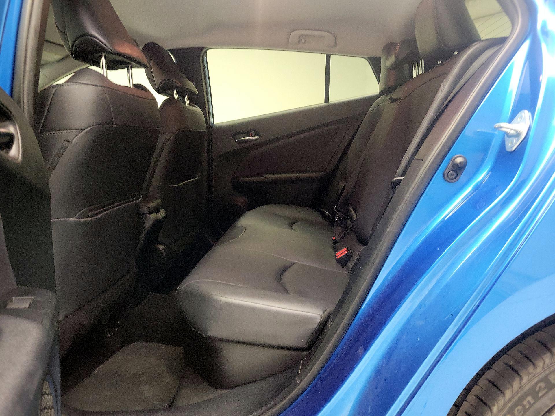 Thumbnail: 2021 Toyota Prius - 19