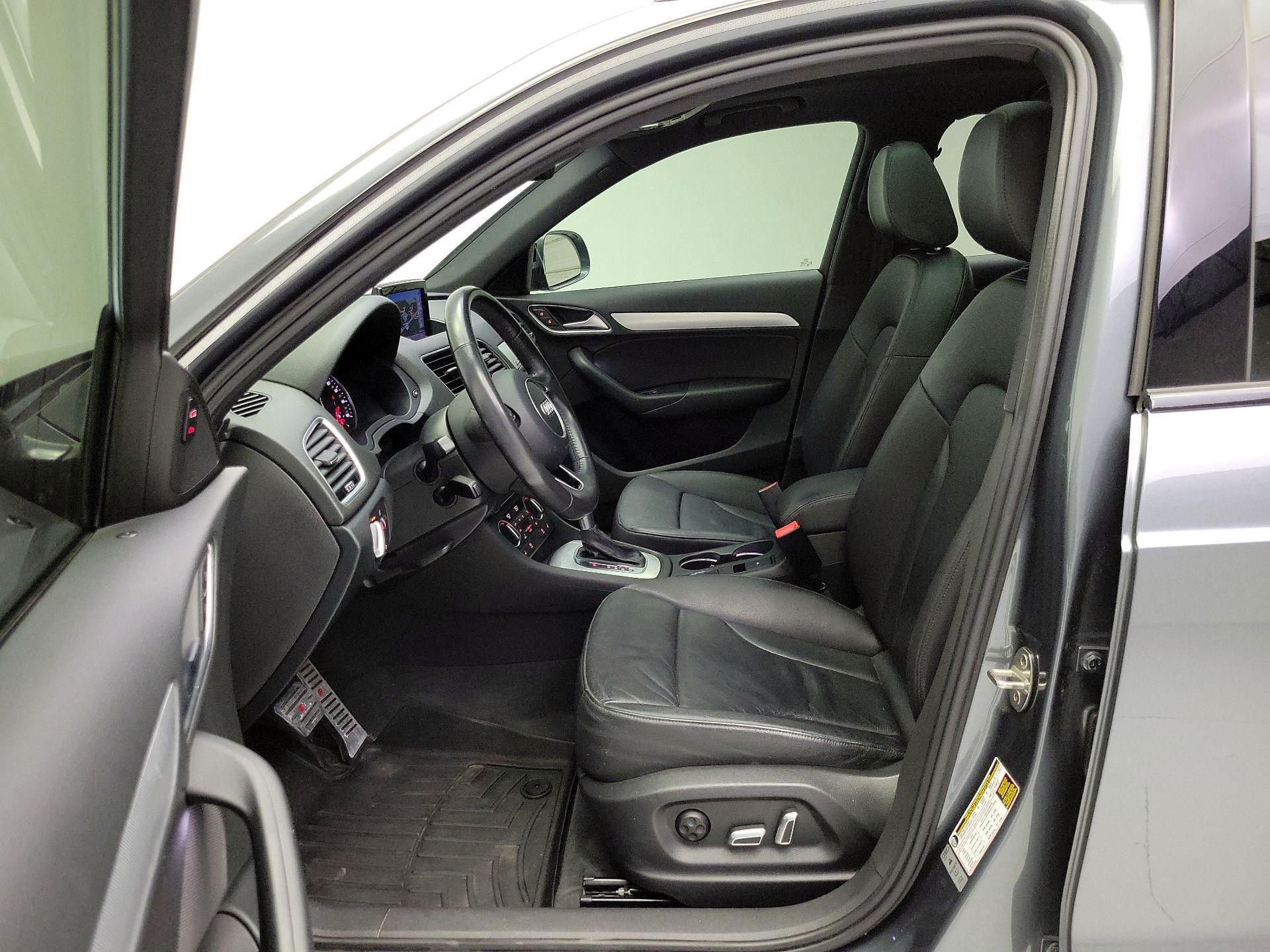 Thumbnail: 2016 Audi Q3 - 11