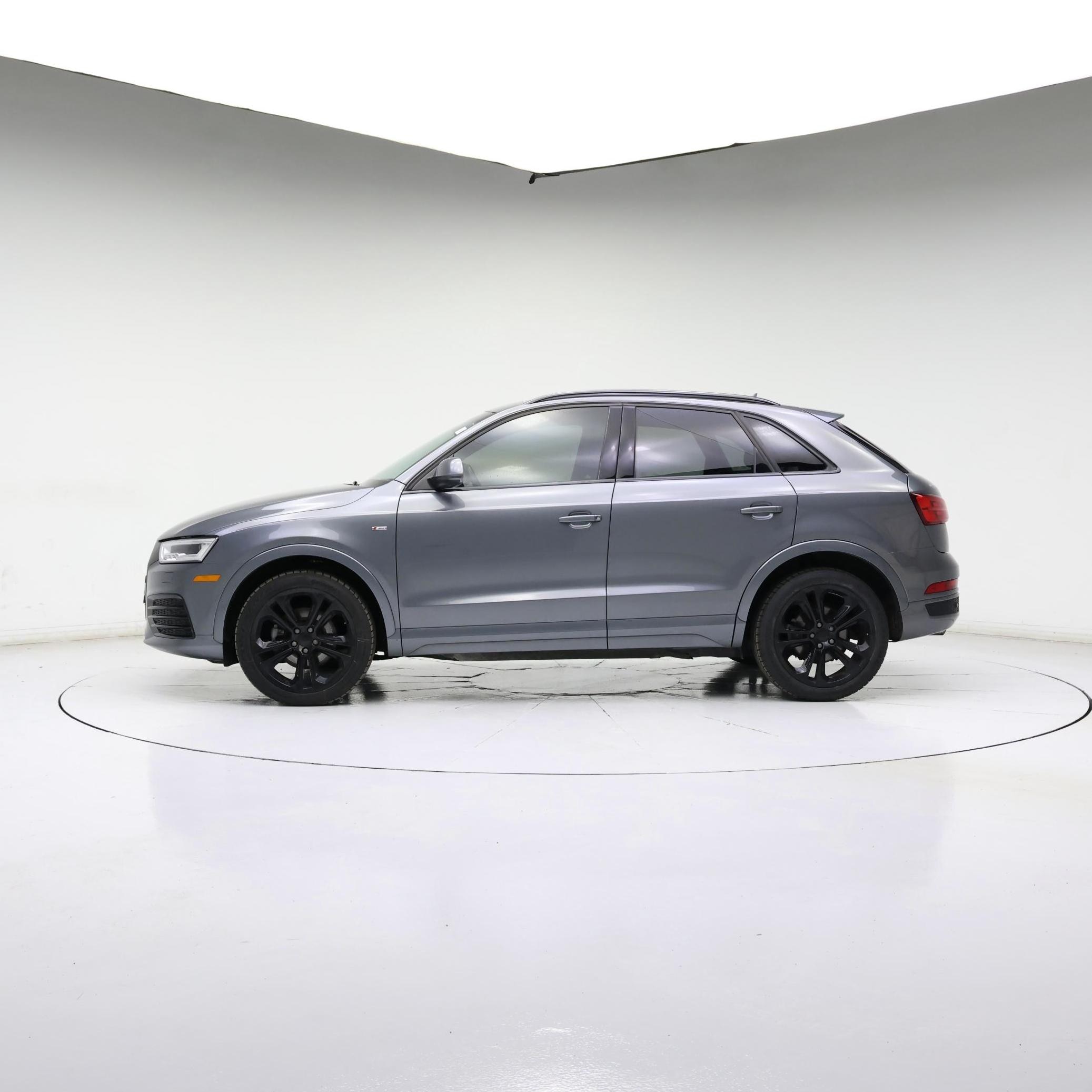 Thumbnail: 2016 Audi Q3 - 3