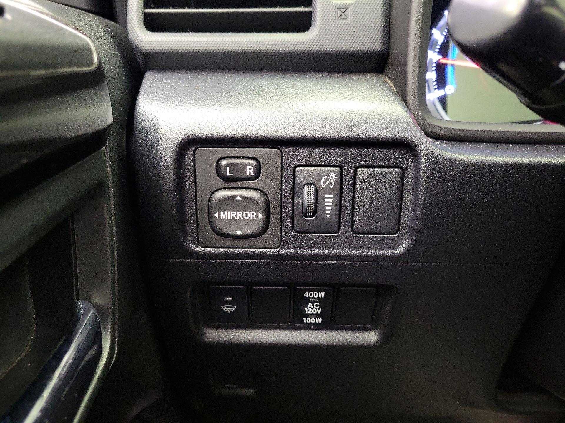 Thumbnail: 2019 Toyota 4Runner - 13