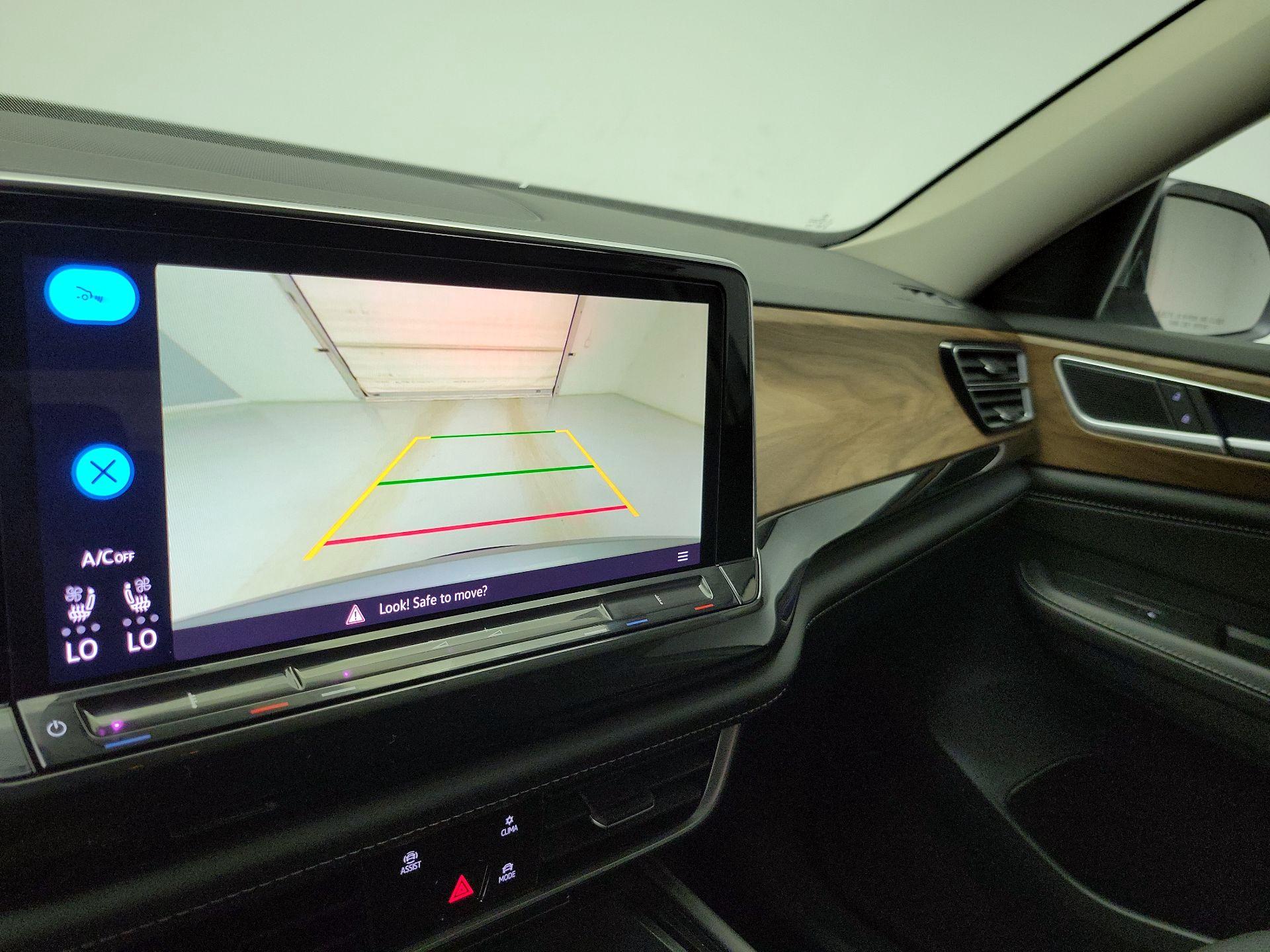 Thumbnail: 2024 Volkswagen Atlas - 14