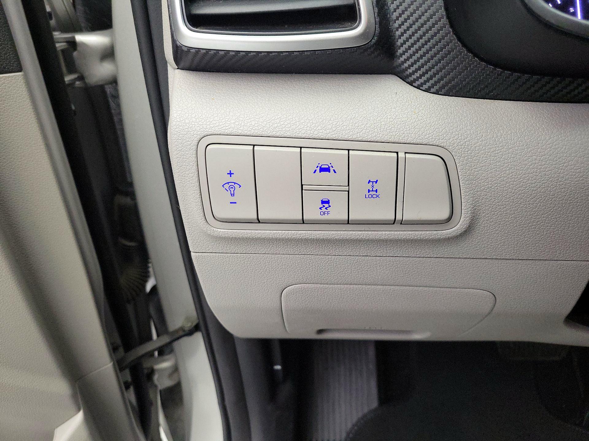 Thumbnail: 2020 Hyundai Tucson - 13