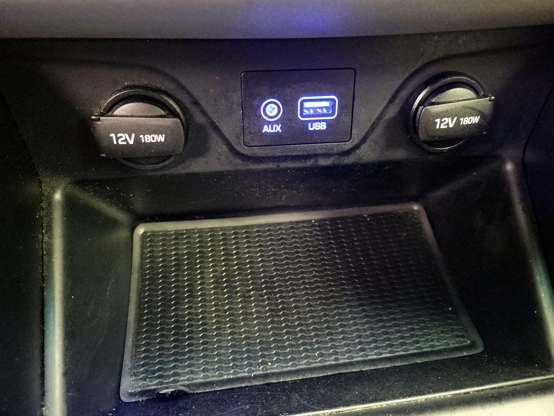 Thumbnail: 2020 Hyundai Tucson - 18