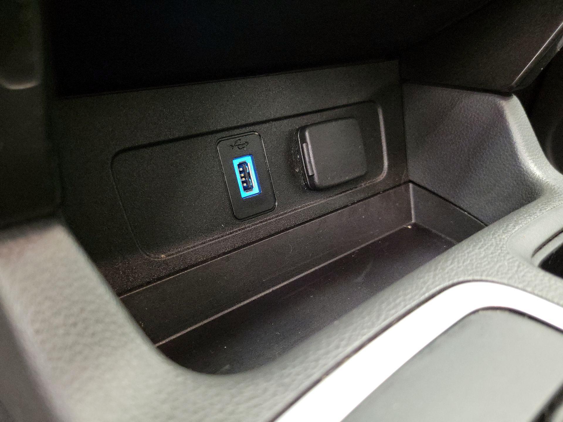 Thumbnail: 2017 Ford Escape - 19