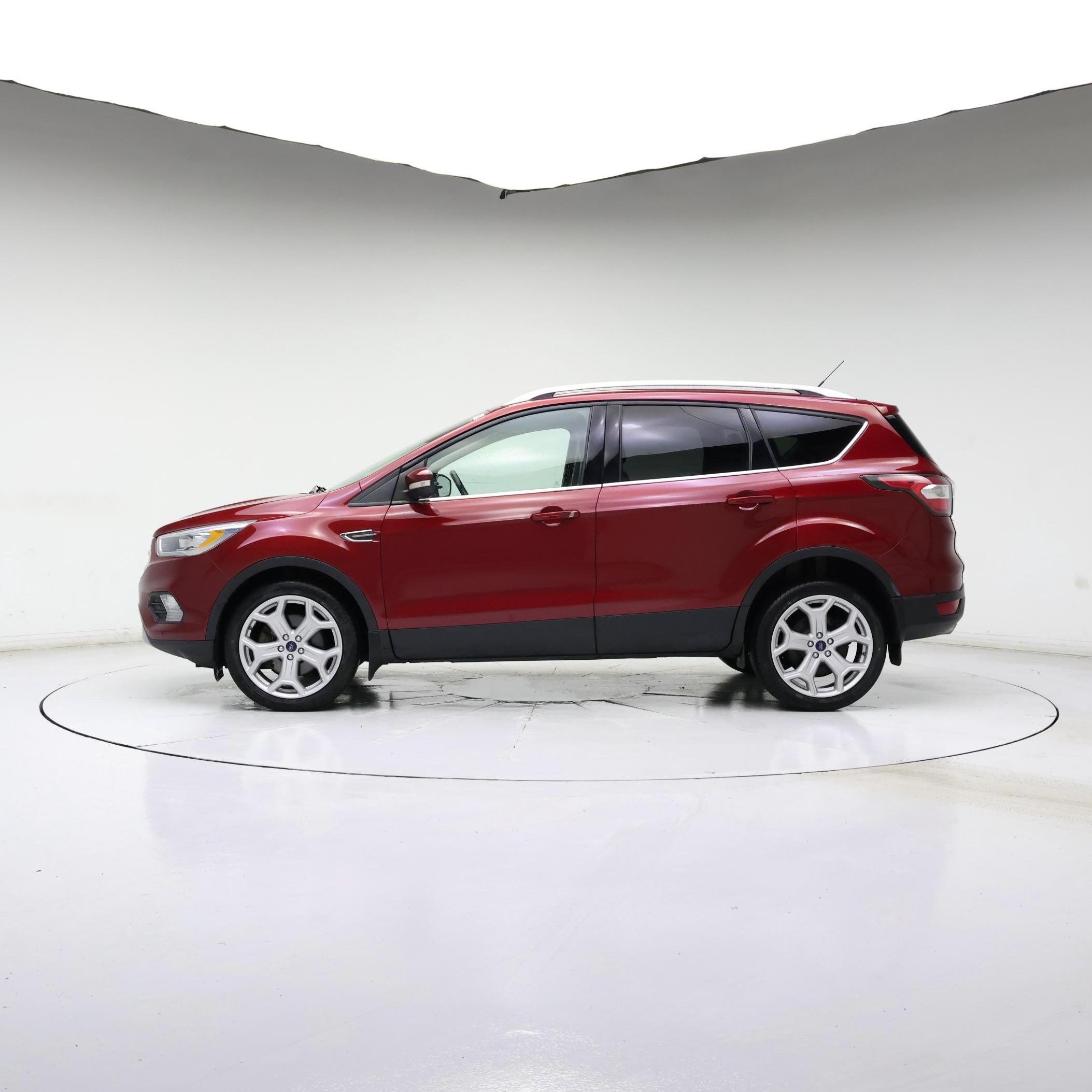 Thumbnail: 2017 Ford Escape - 3
