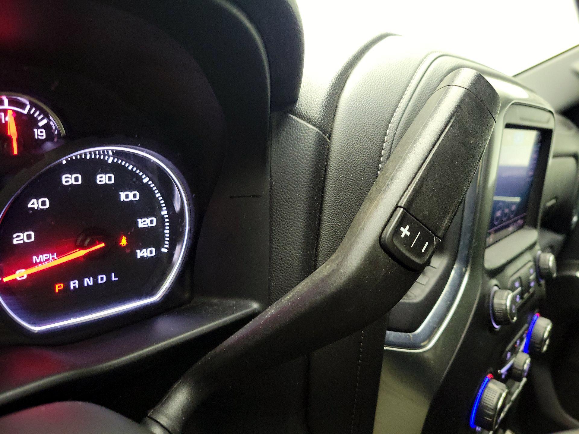 Thumbnail: 2021 Chevrolet Silverado 1500 - 17