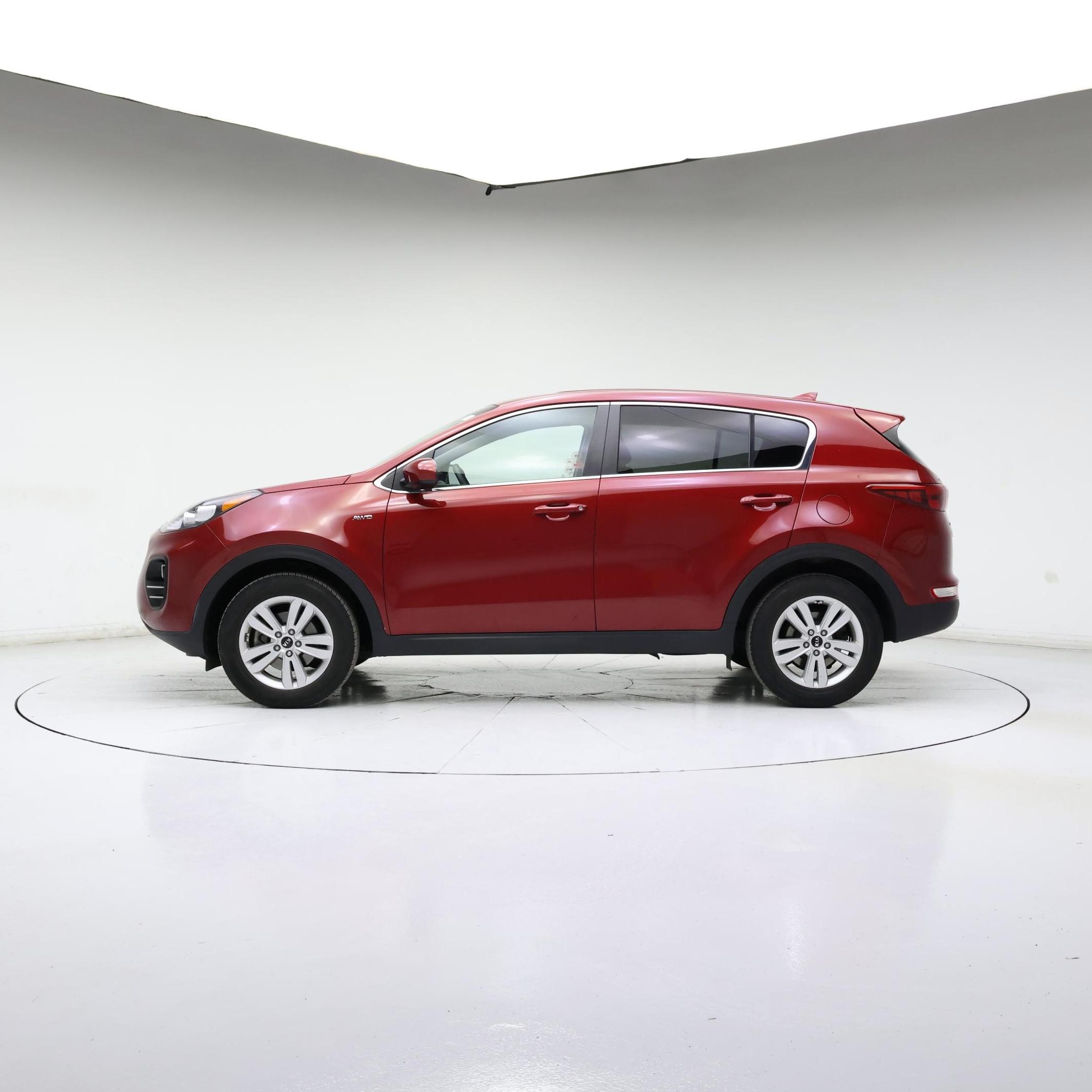 Thumbnail: 2018 Kia Sportage - 3