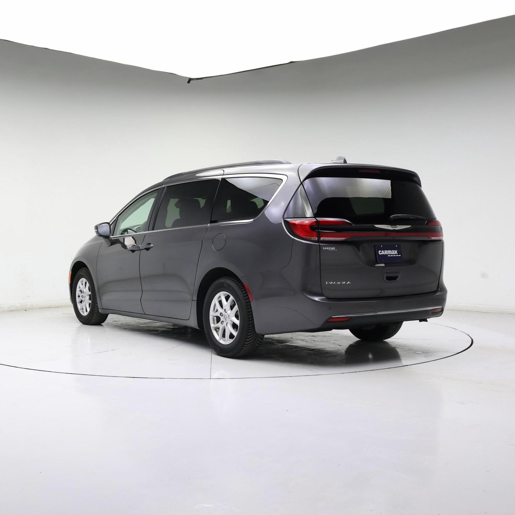 Thumbnail: 2022 Chrysler Pacifica - 2