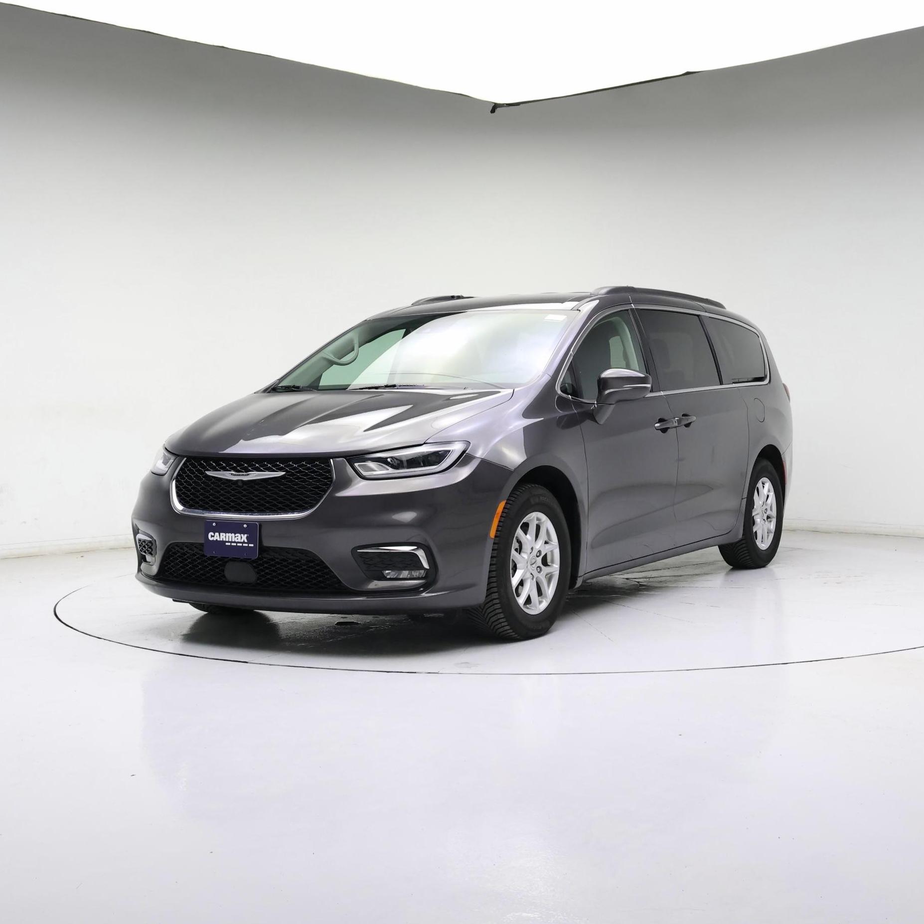Thumbnail: 2022 Chrysler Pacifica - 4