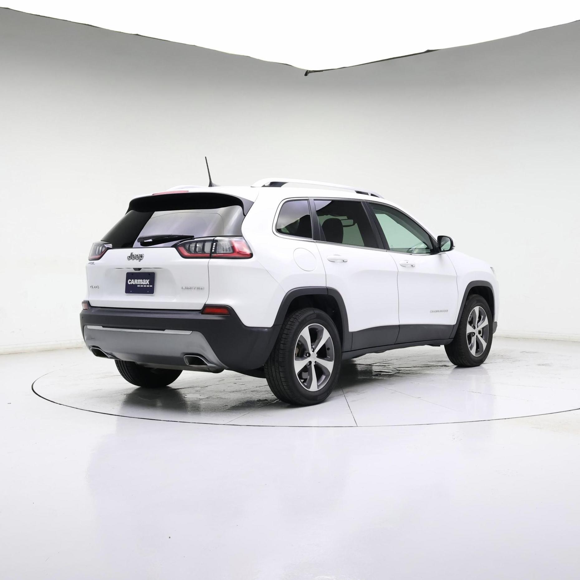 Thumbnail: 2021 Jeep Cherokee - 8